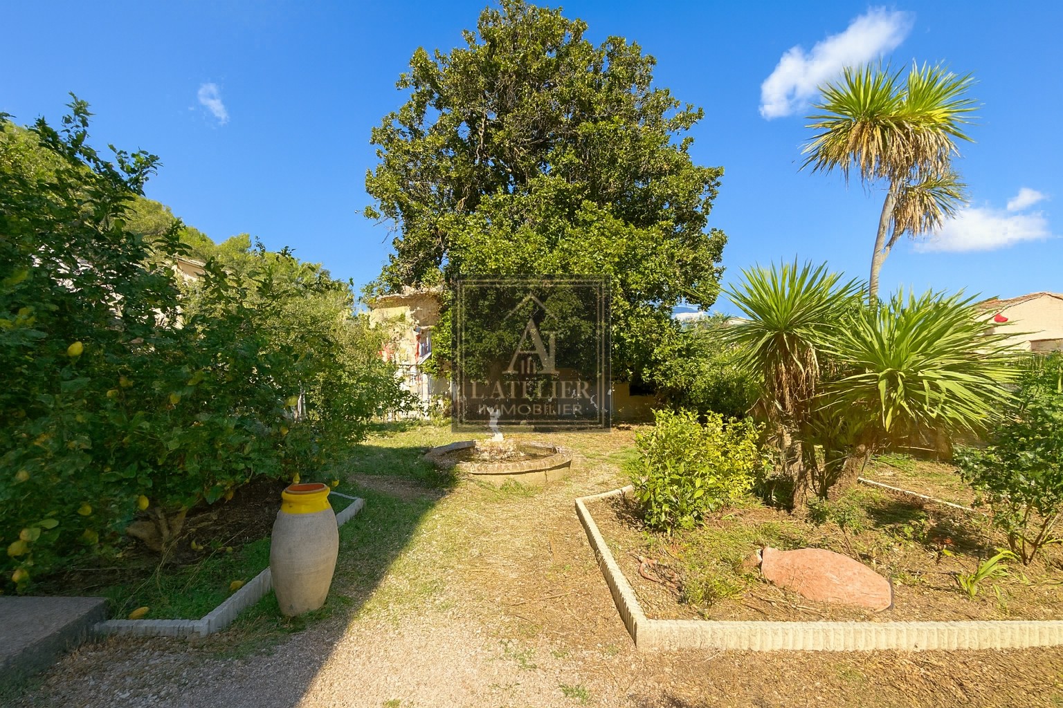 Maison de charme rénovée à Solliès-Toucas — photo 3