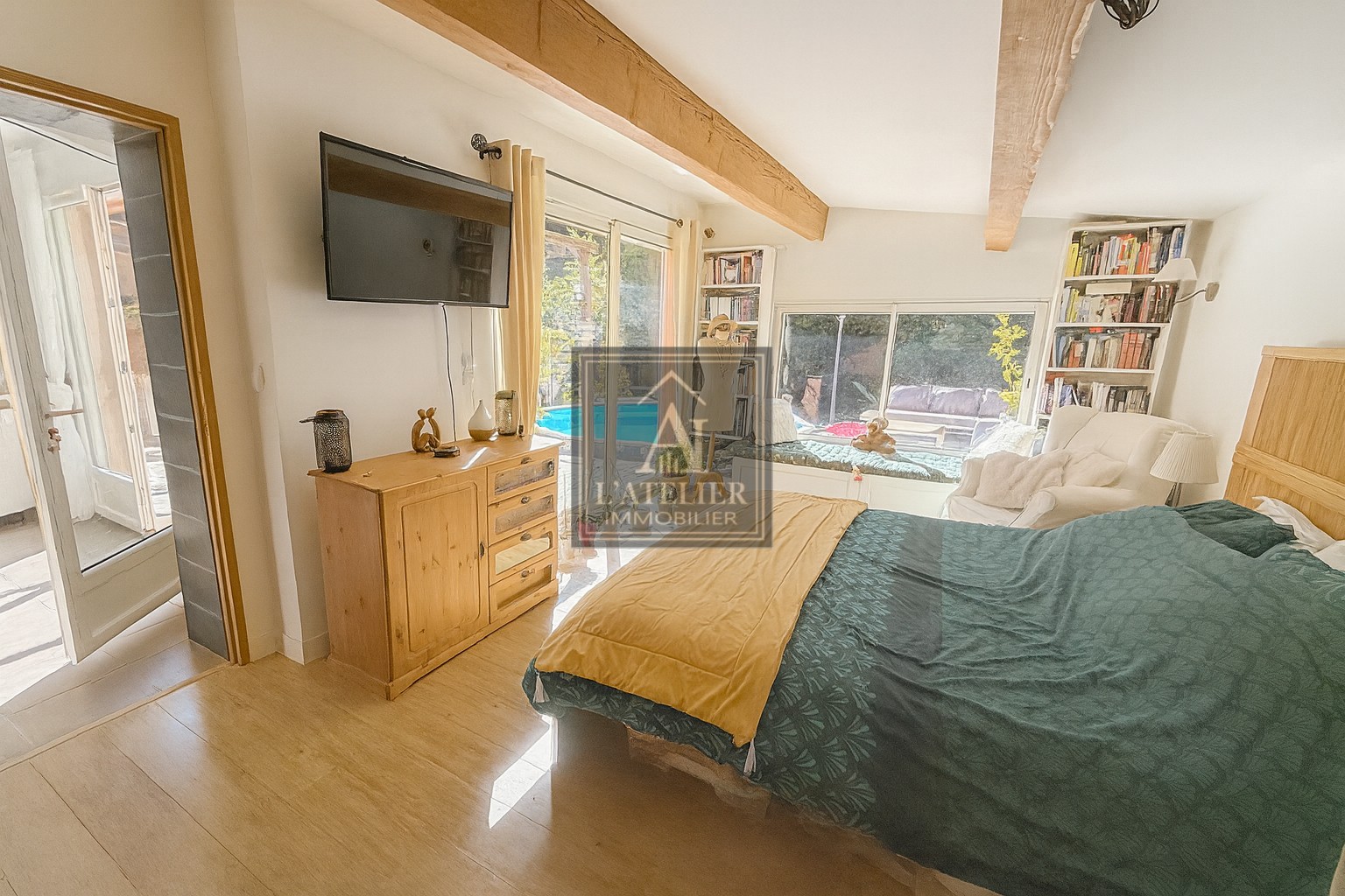 Maison de plain-pied de type 5 avec garage sur une parcelle au calme de 963 m2 — photo 8