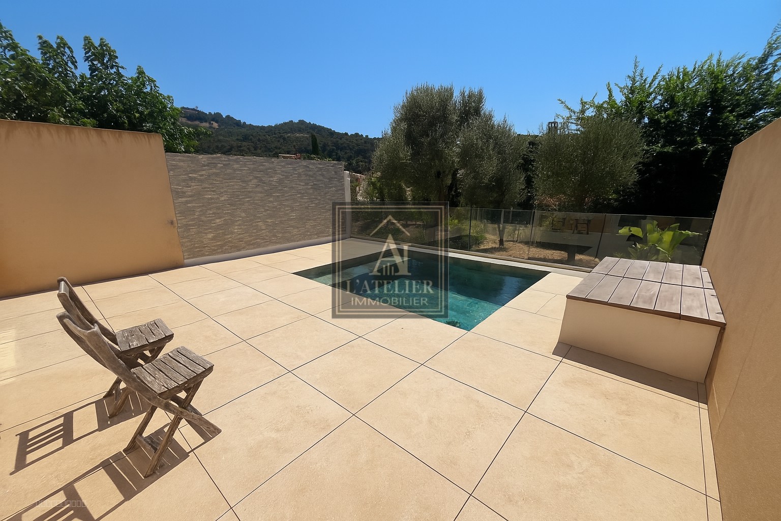 Maison récente de type 4 de 100 m2 avec garage et piscine — photo 14
