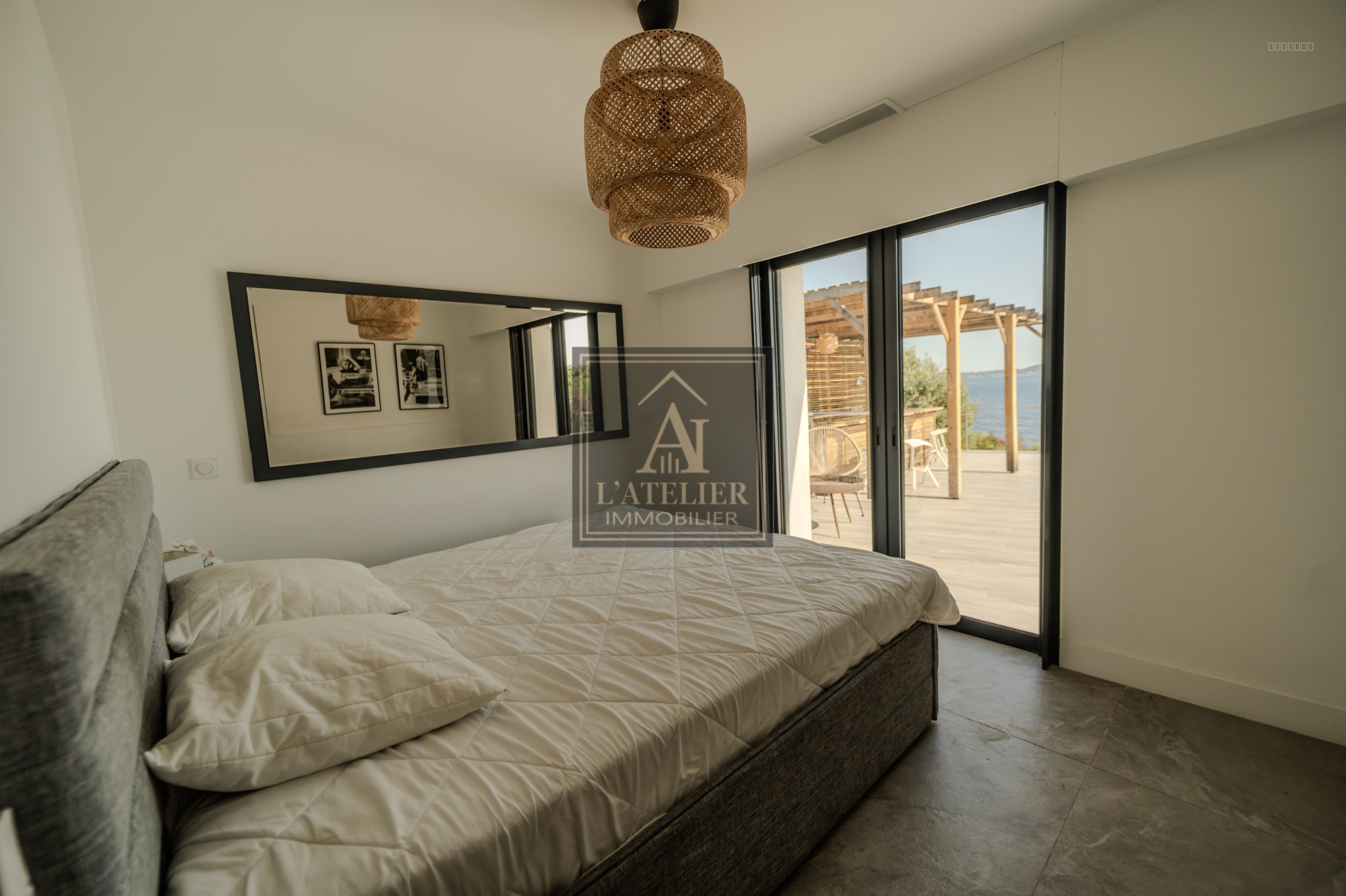Propriété d'exception avec vue mer panoramique à Carqueiranne — photo 7