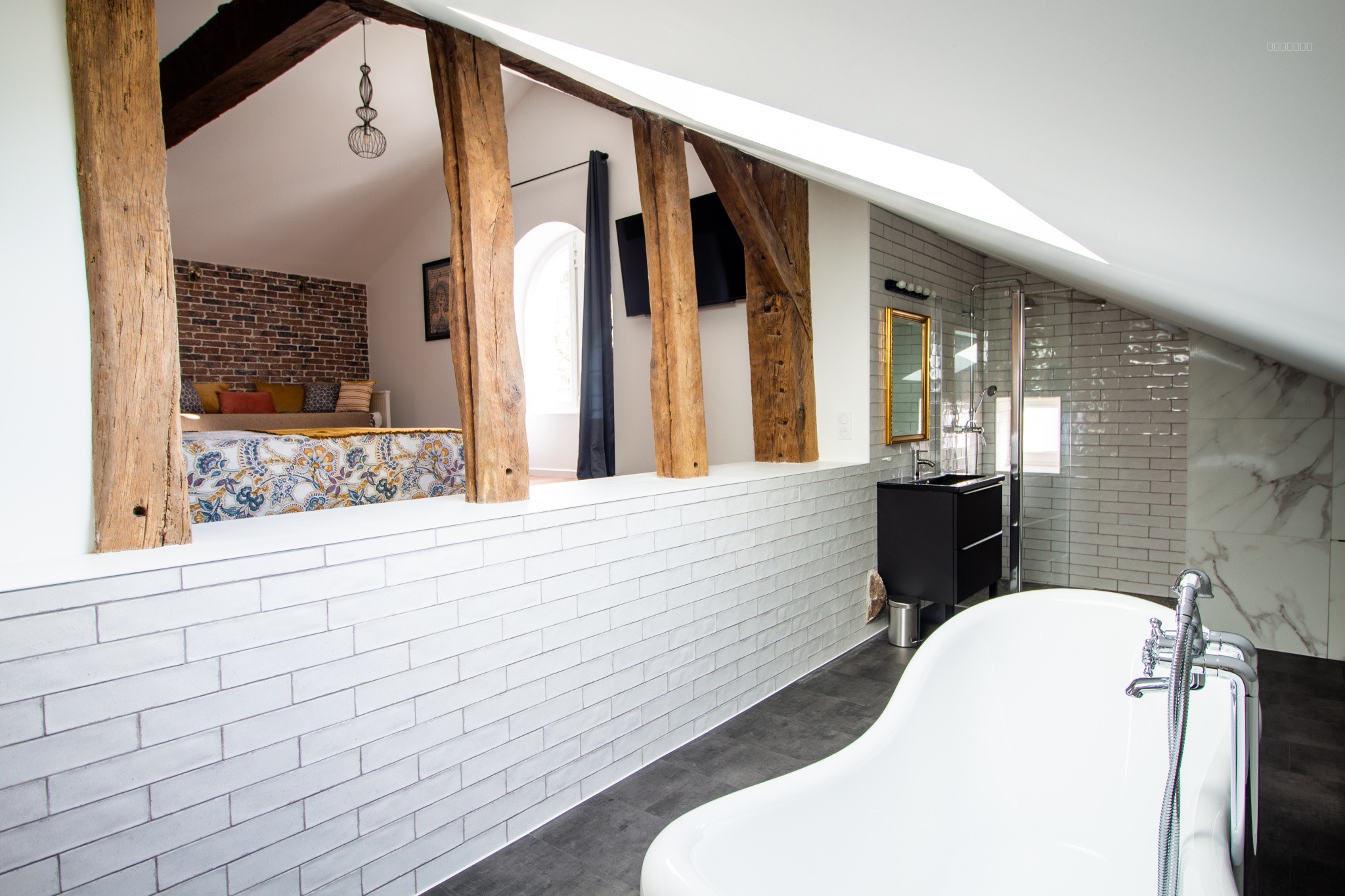 AUTHENTIQUE MAISON RENOVEE — photo 9