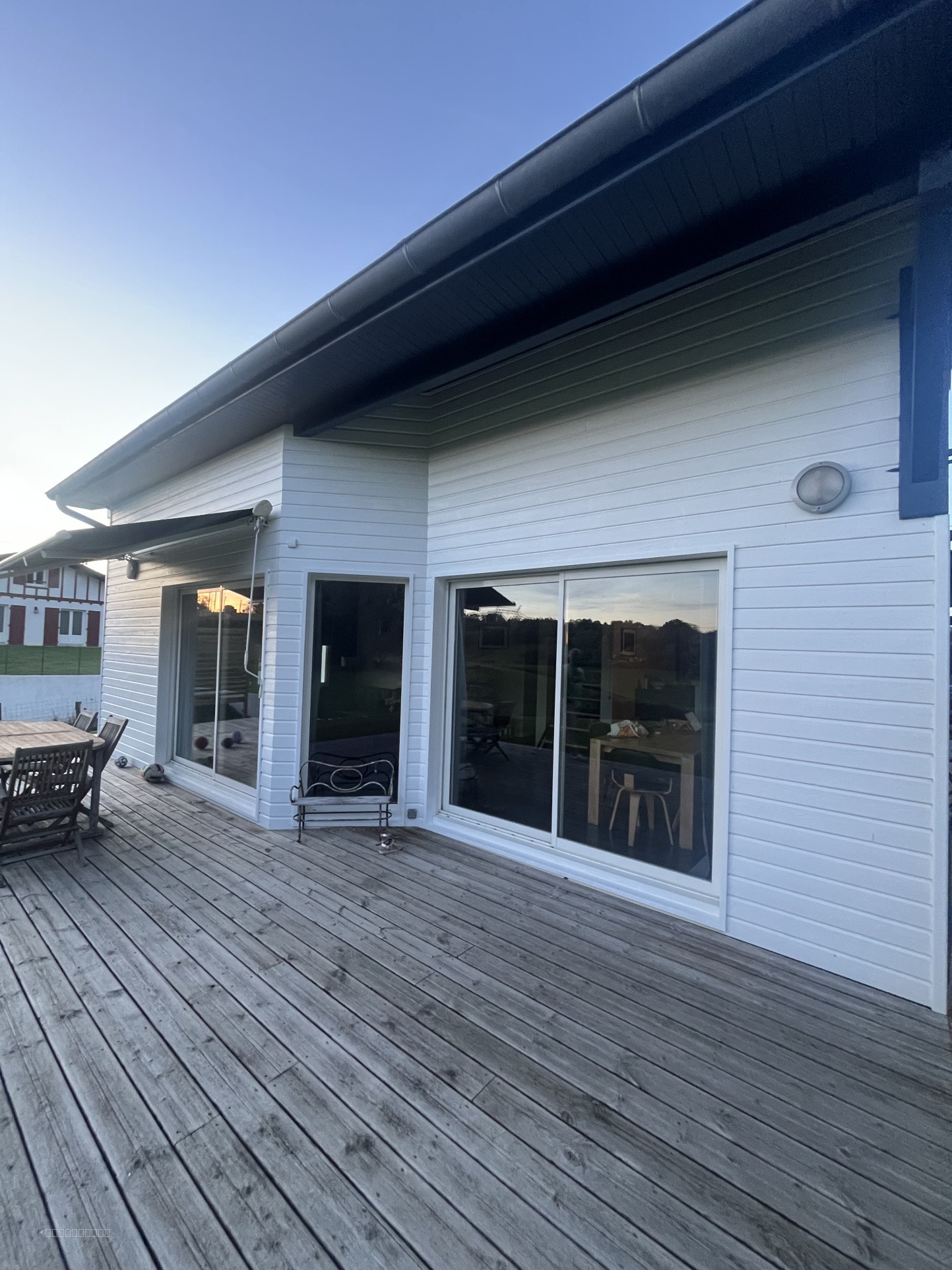 Elégante maison à ossature bois avec vue dégagée — photo 2