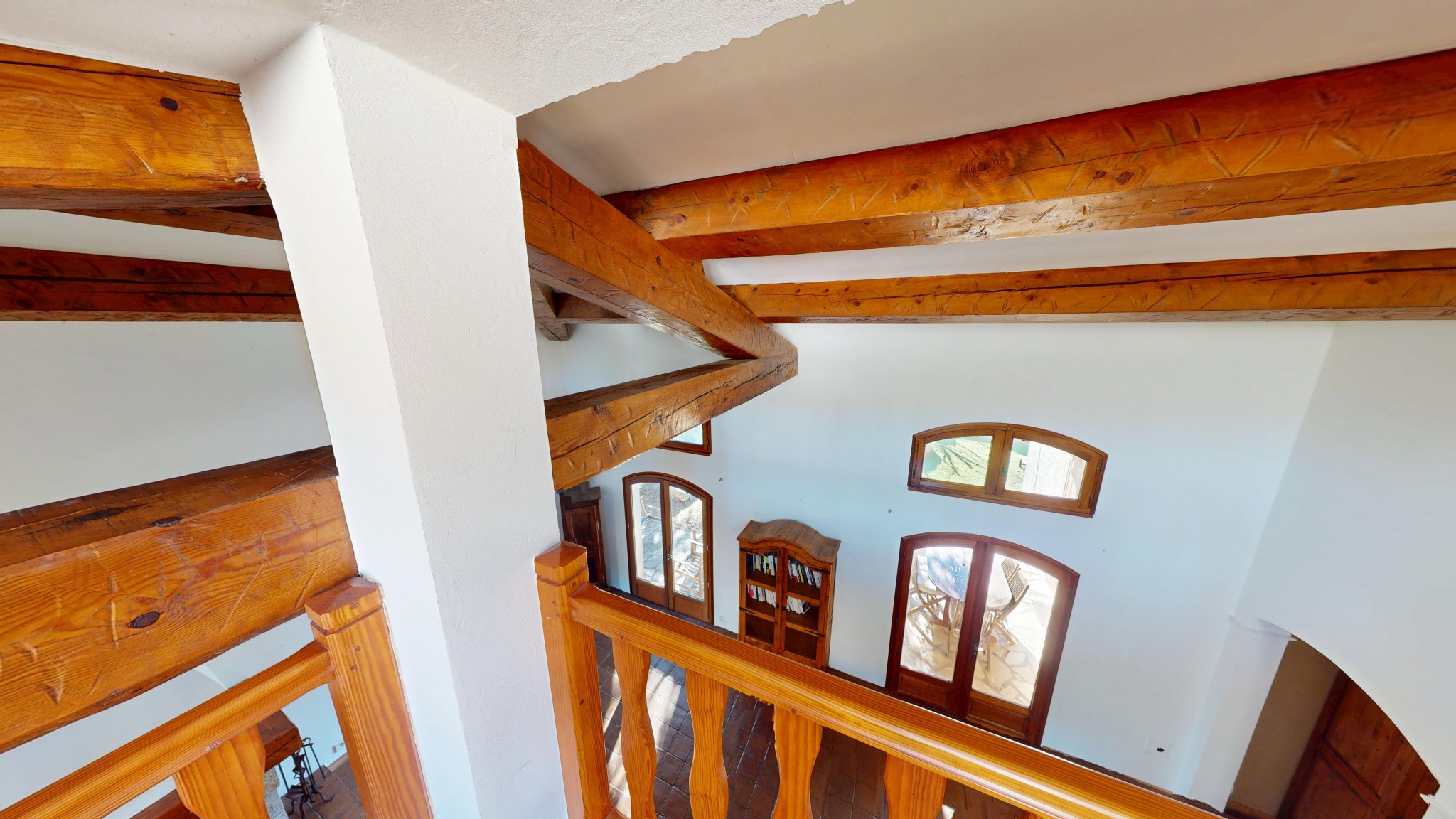 Villa style hacienda T5 avec Terrain paysagé et Piscine — photo 20