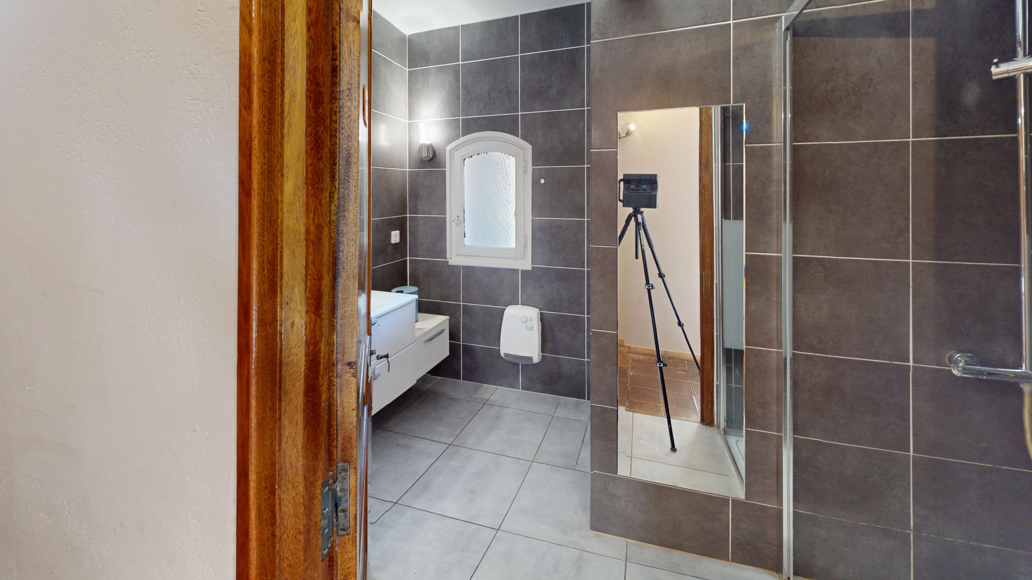 Villa style hacienda T5 avec Terrain paysagé et Piscine — photo 16