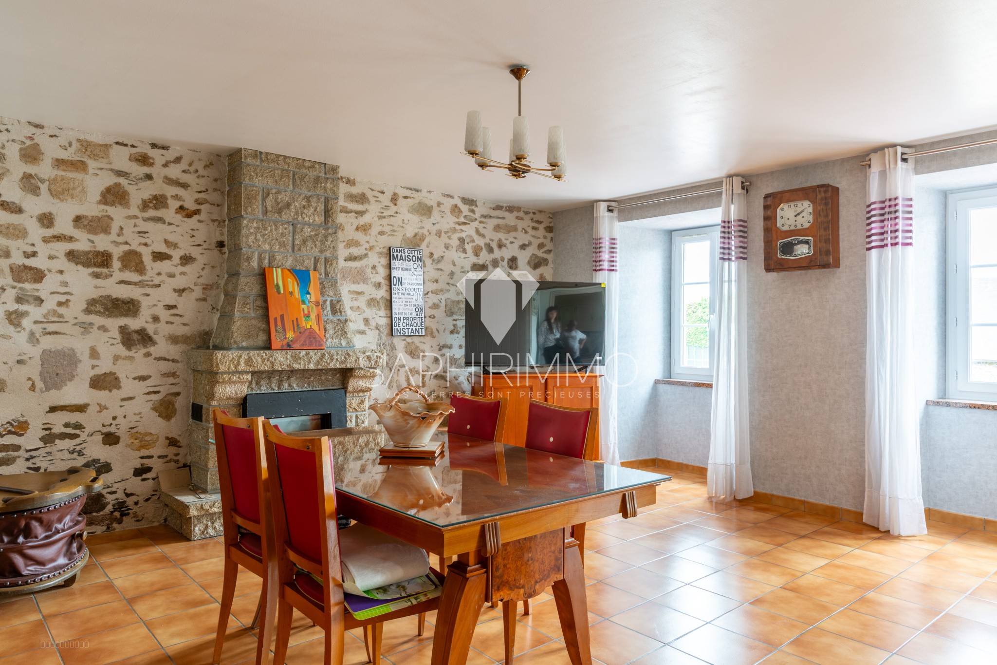 Maison d'habitation en pierre 4 pièces - 112m2 - au cœur du bourg de Sainte-Féréole — photo 4