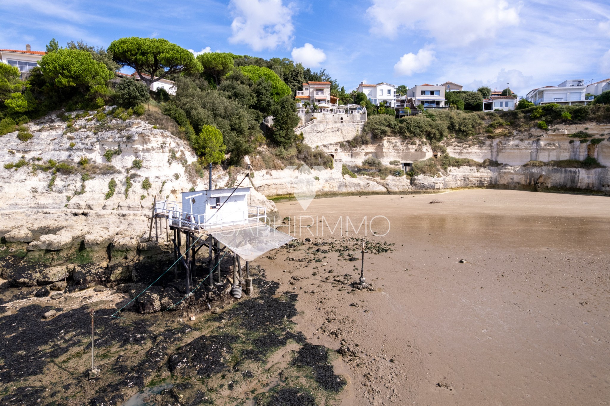 Villa d'exception, terrasse vue océan, dépendance, chemin à flanc de falaise, grotte privée et accès plage — photo 13