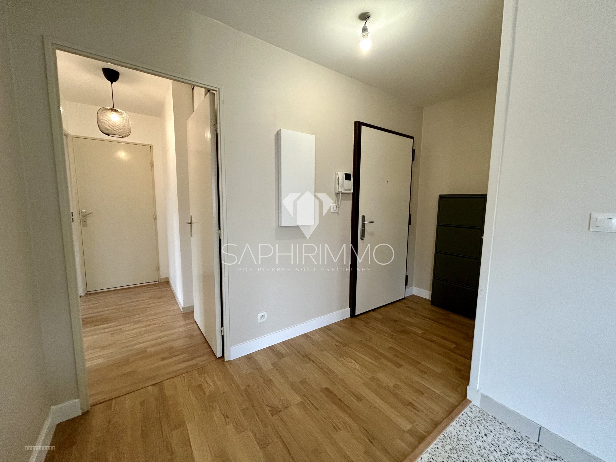 Appartement trois pièces - 60.23m2 - Centre-ville de Limoges — photo 6