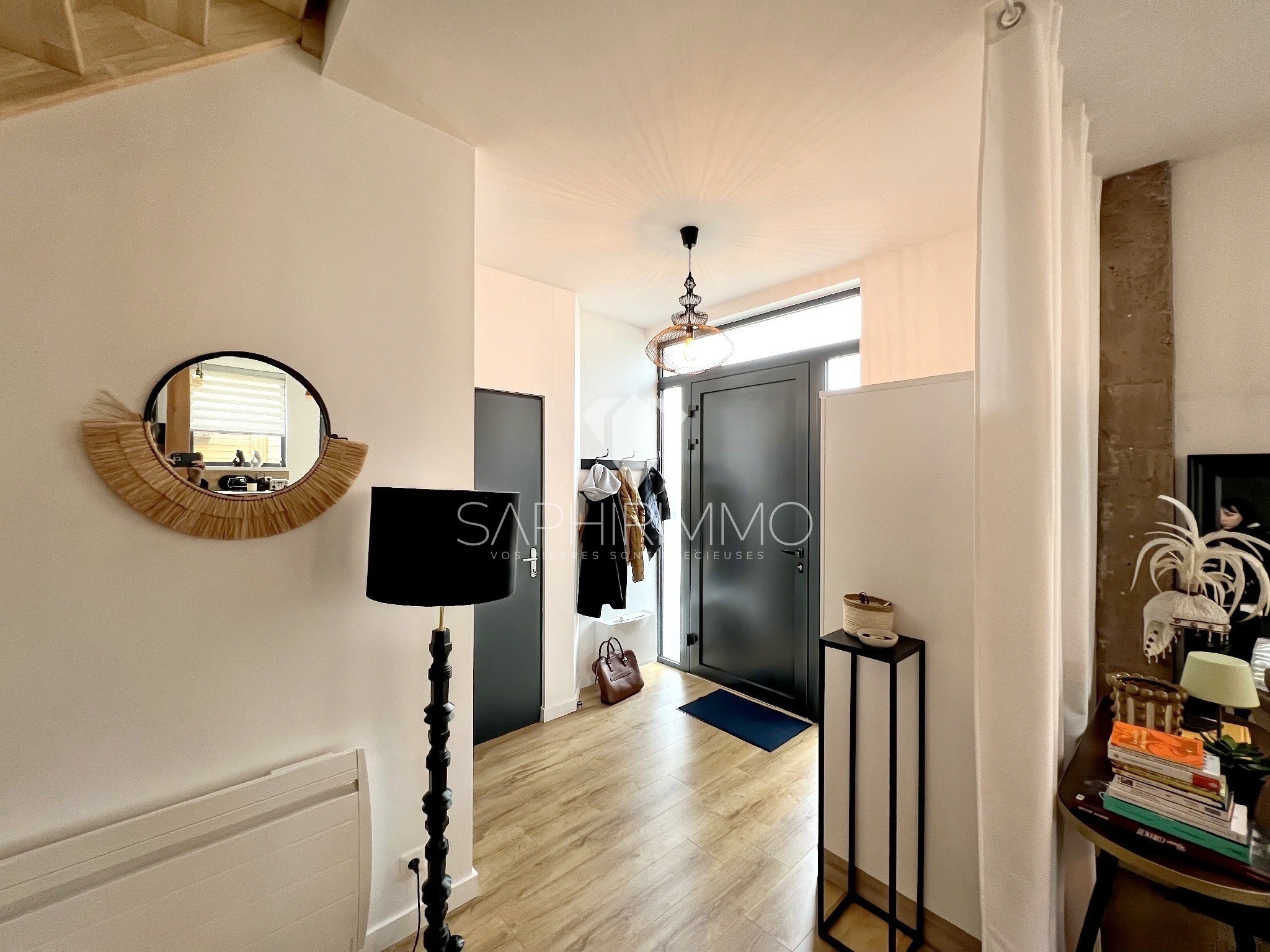Loft 95m2 quartier impôts — photo 2