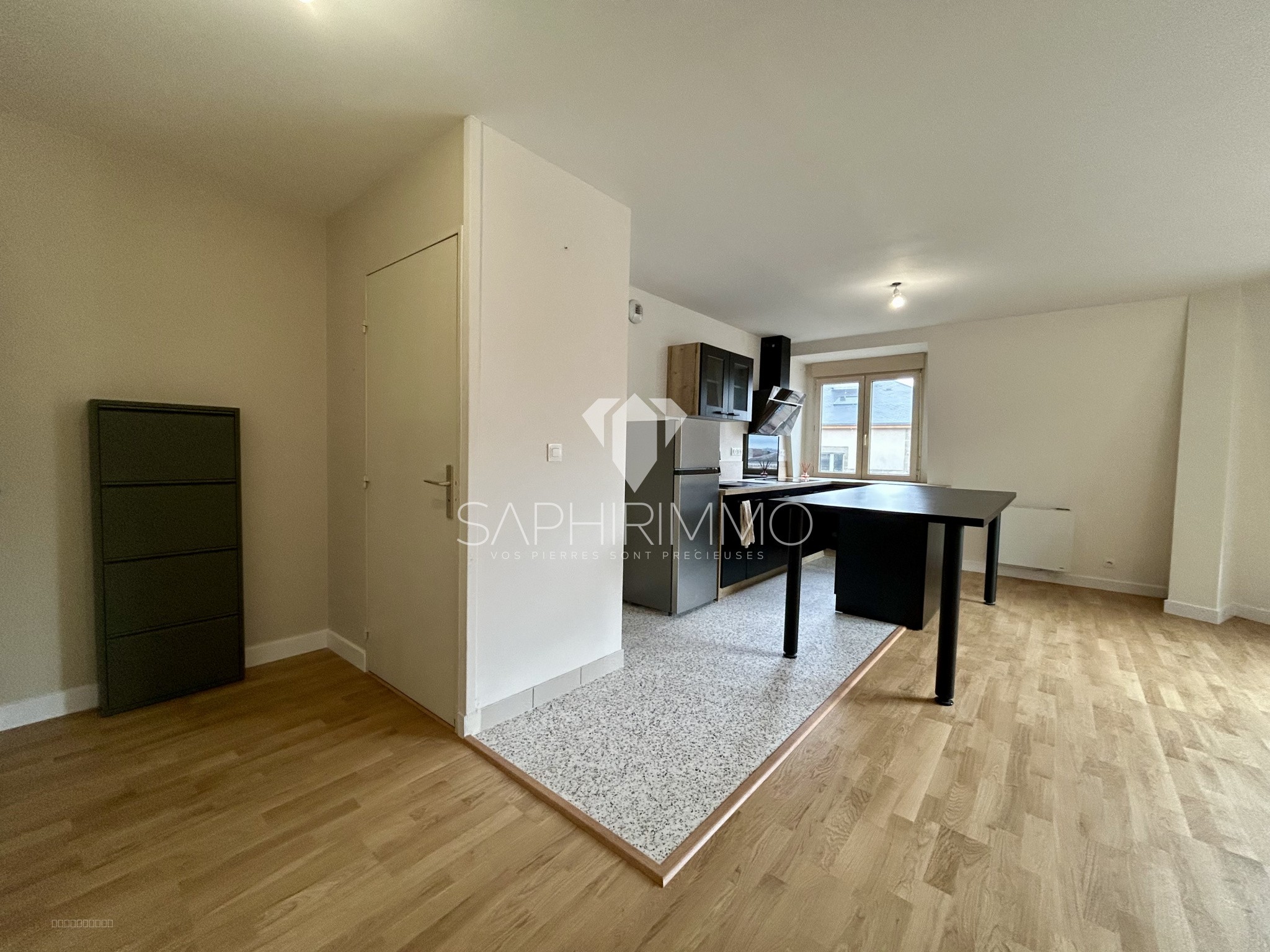 Appartement trois pièces - 60.23m2 - Centre-ville de Limoges — photo 4