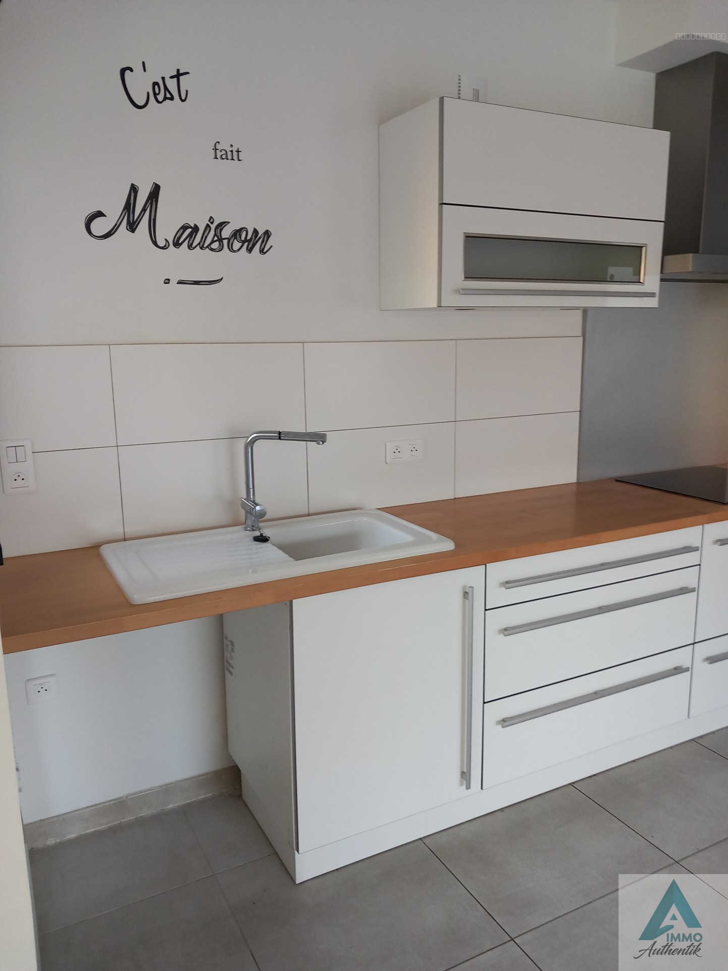 13720 GEMENOS   APPARTEMENT 5 PIECES 145M2 TERRASSES JARDIN LOCAL — photo 3
