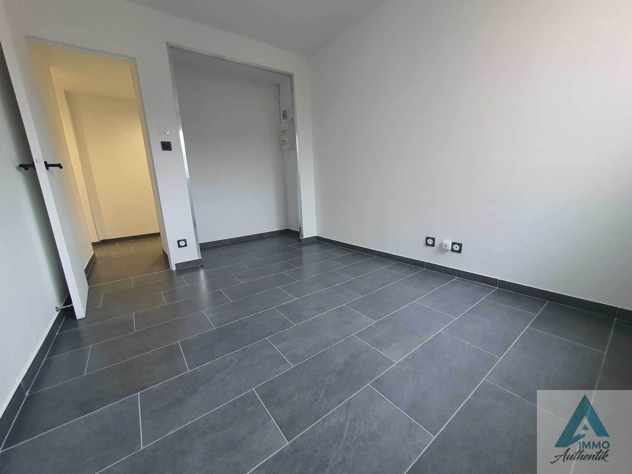 13400 AUBAGNE APPARTEMENT TYPE 4 84.84 M2  RESIDENCE LA MALOUNIERE — photo 11