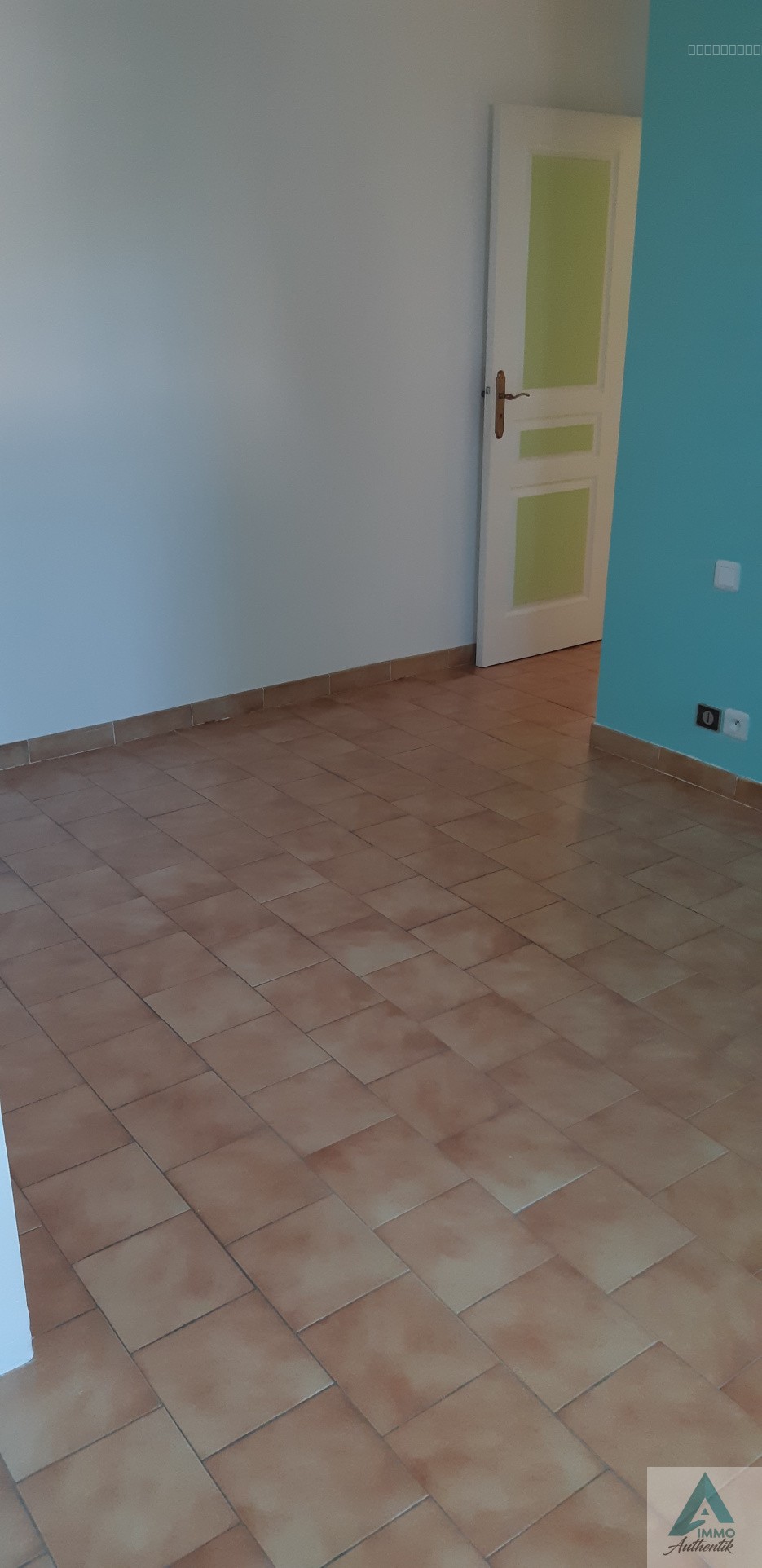 13360 ROQUEVAIRE - APPARTEMENT 3 PIECES 52.82m2 — photo 11