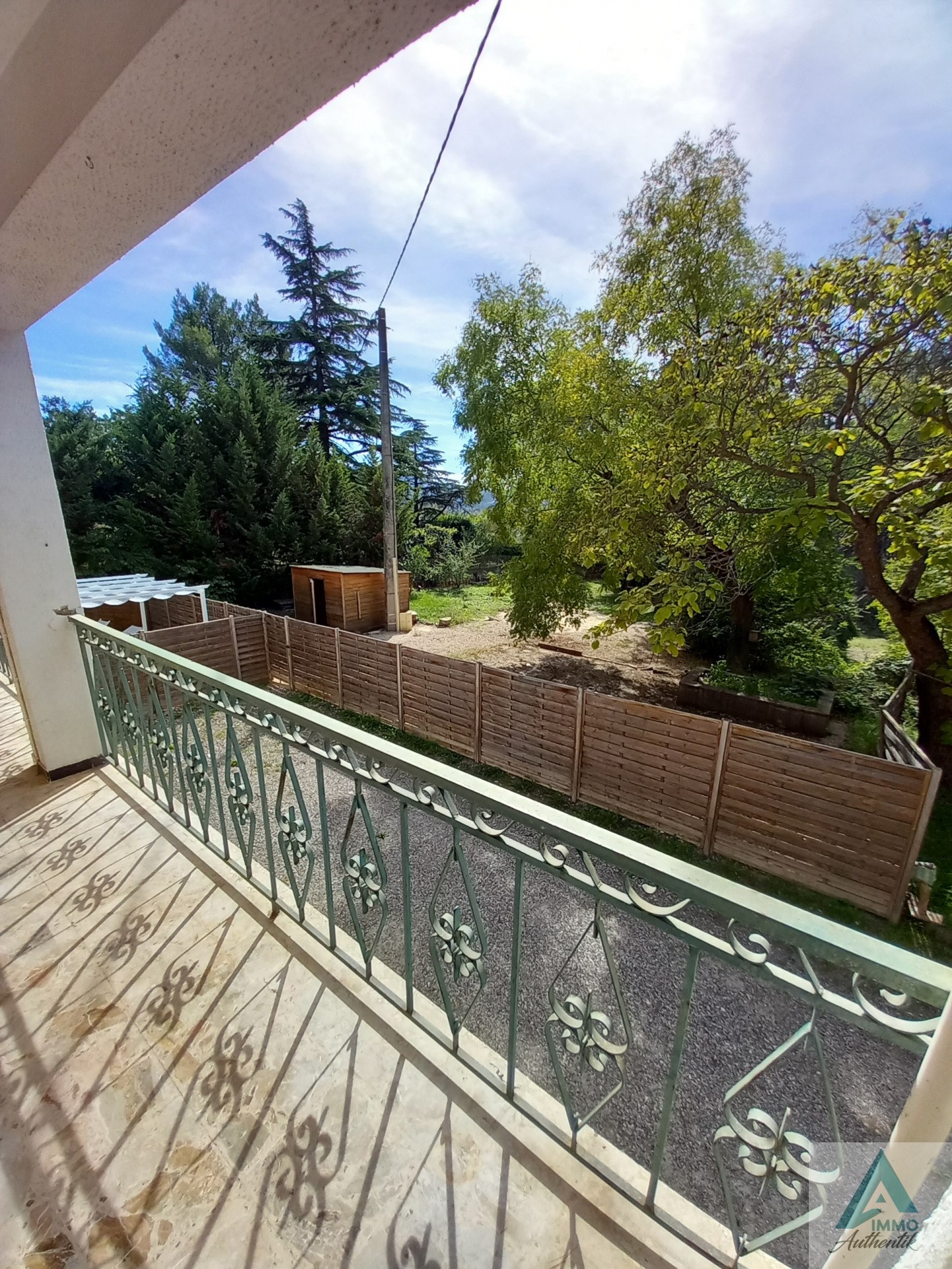 13720 LA BOUILLADISSE APPARTEMENT 5 PIECES  BALCON TERRASSE JARDIN STATIONNEMENT — photo 10