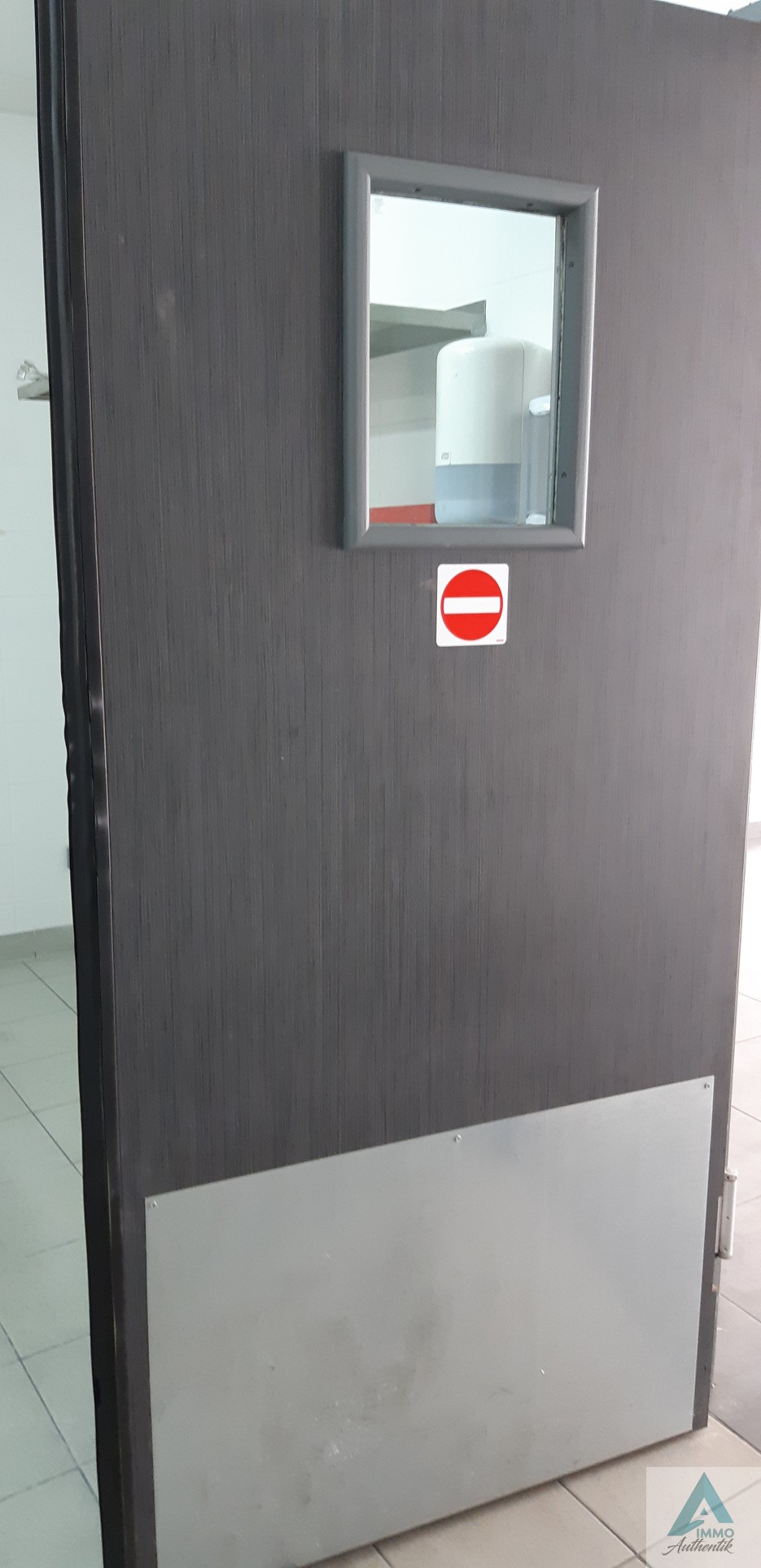 13360 ROQUEVAIRE LOCAL COMMERCIAL 74.56 m2 DEUX PIECES QUARTIER  PONT DE JOUX — photo 8