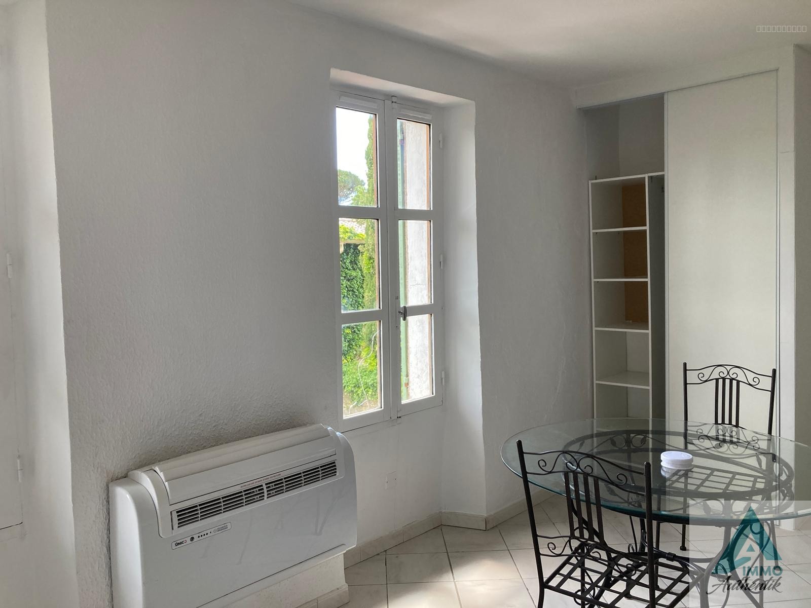 PEYNIER   IMPASSE SOSSI   Charmant STUDIO meublé — photo 3