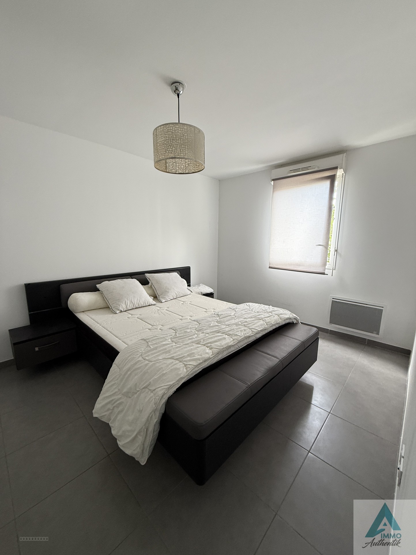 TRÈS BEAU TYPE 2 MEUBLÉ AVEC BALCON — photo 2