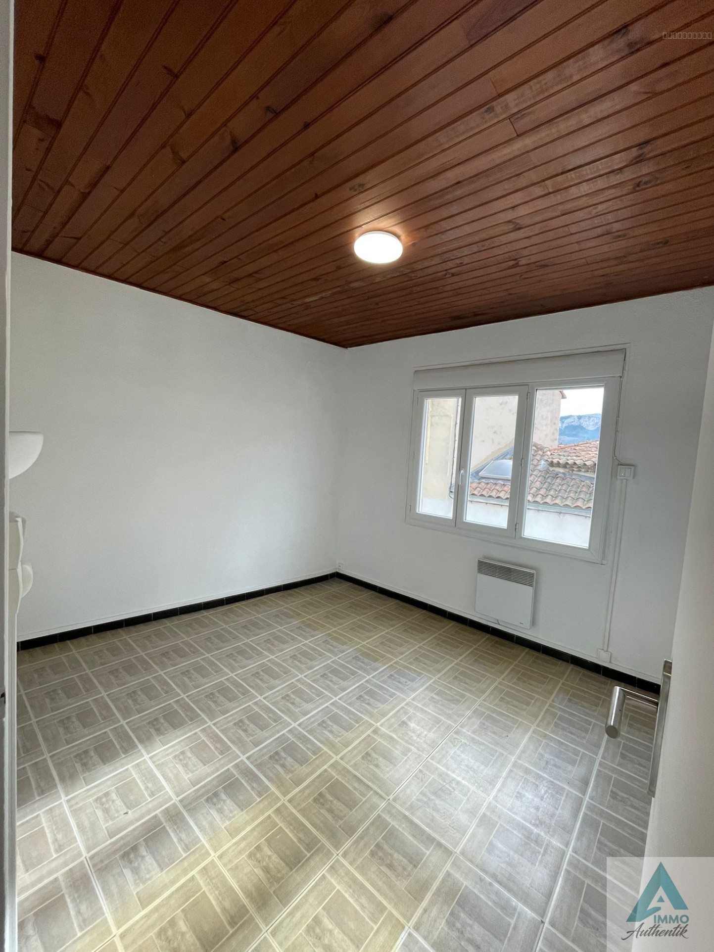 13390 AURIOL  APPARTEMENT 2 /3 PIECES EN R+1 SURPERFICIE  50.18M2 — photo 7