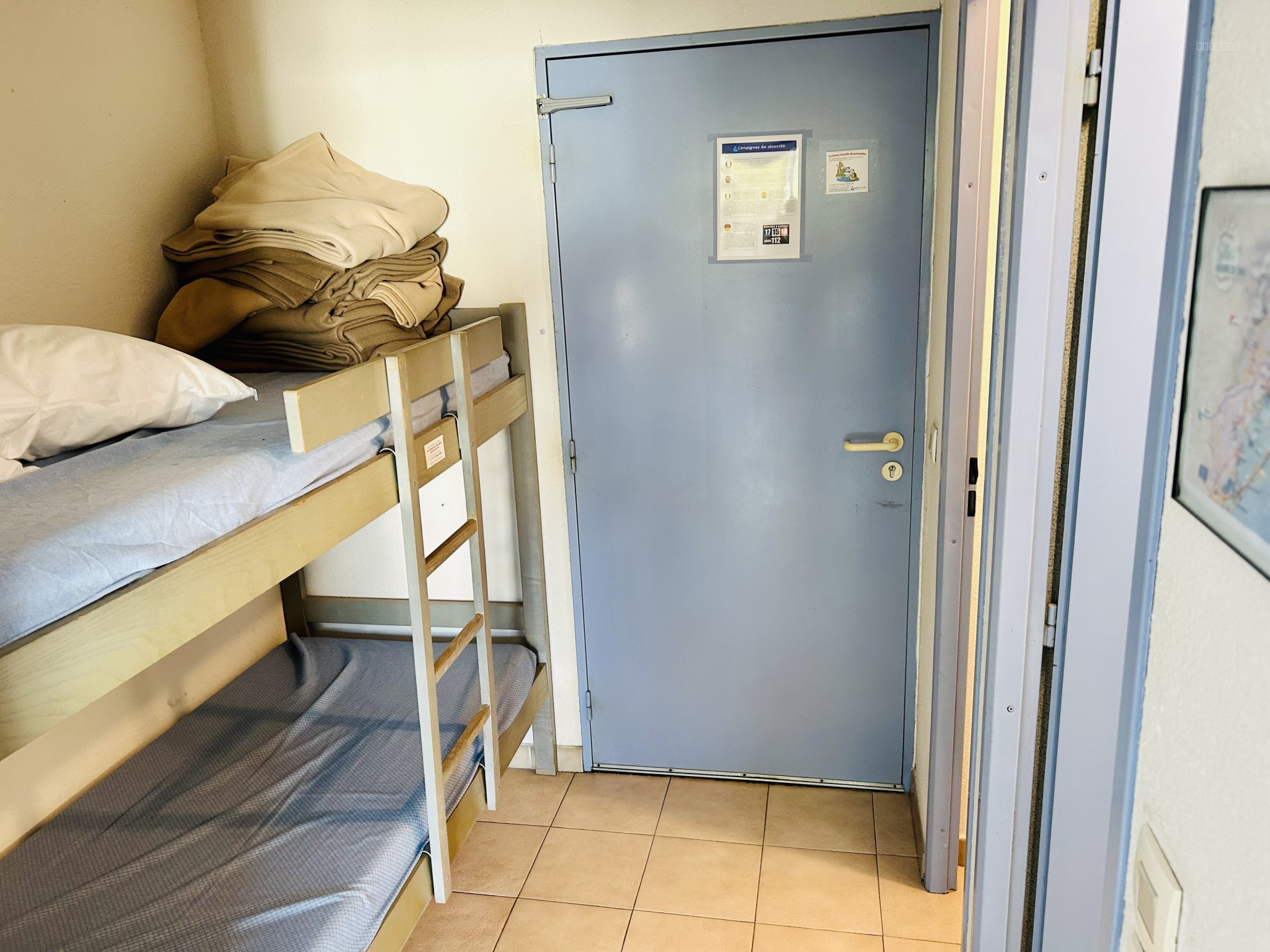 A Vendre - Studio Cabine avec Extérieur Balruc-Les-Bains — photo 5