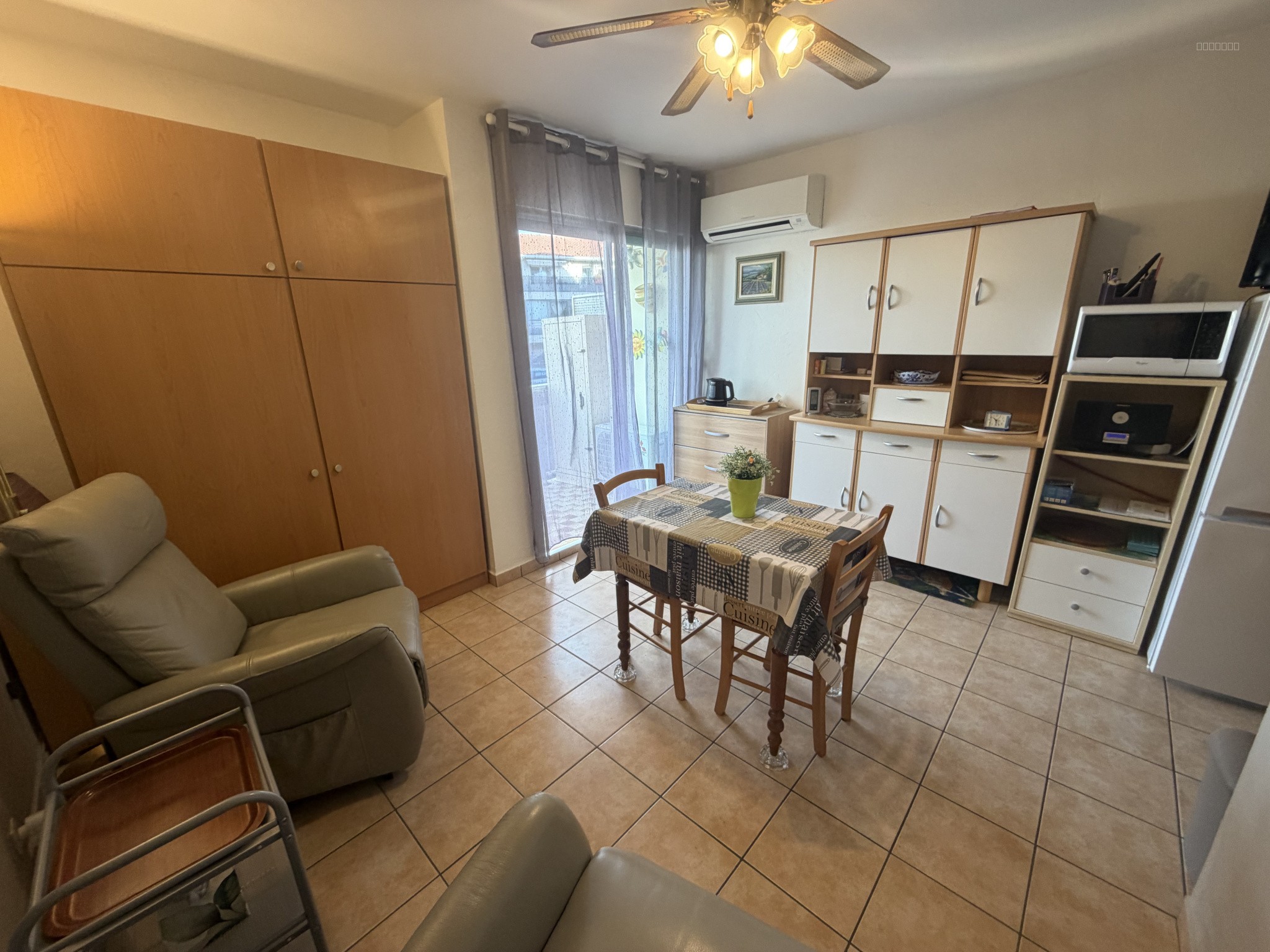 Appartement avec terrasse à acheter à Balaruc-Les-Bains — photo 1