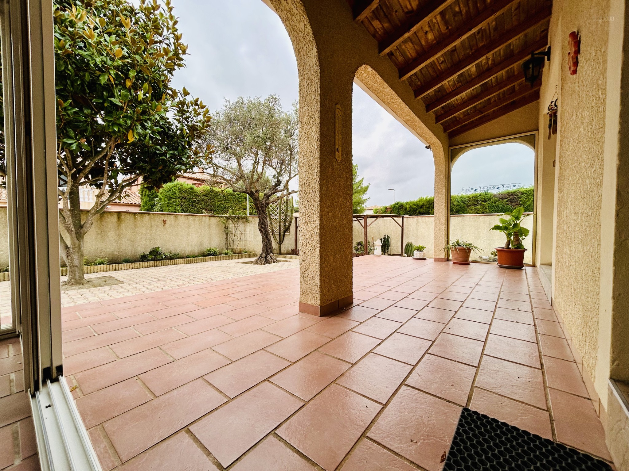 En exclusivité villa plain pied au centre de poussan sur parcelle de 600 m2 — photo 9