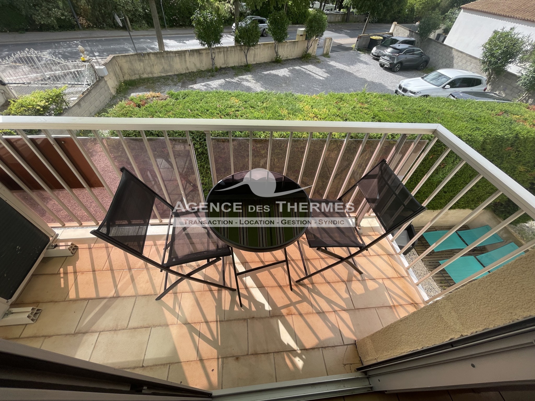 T2 avec parking et terrasse — photo 5