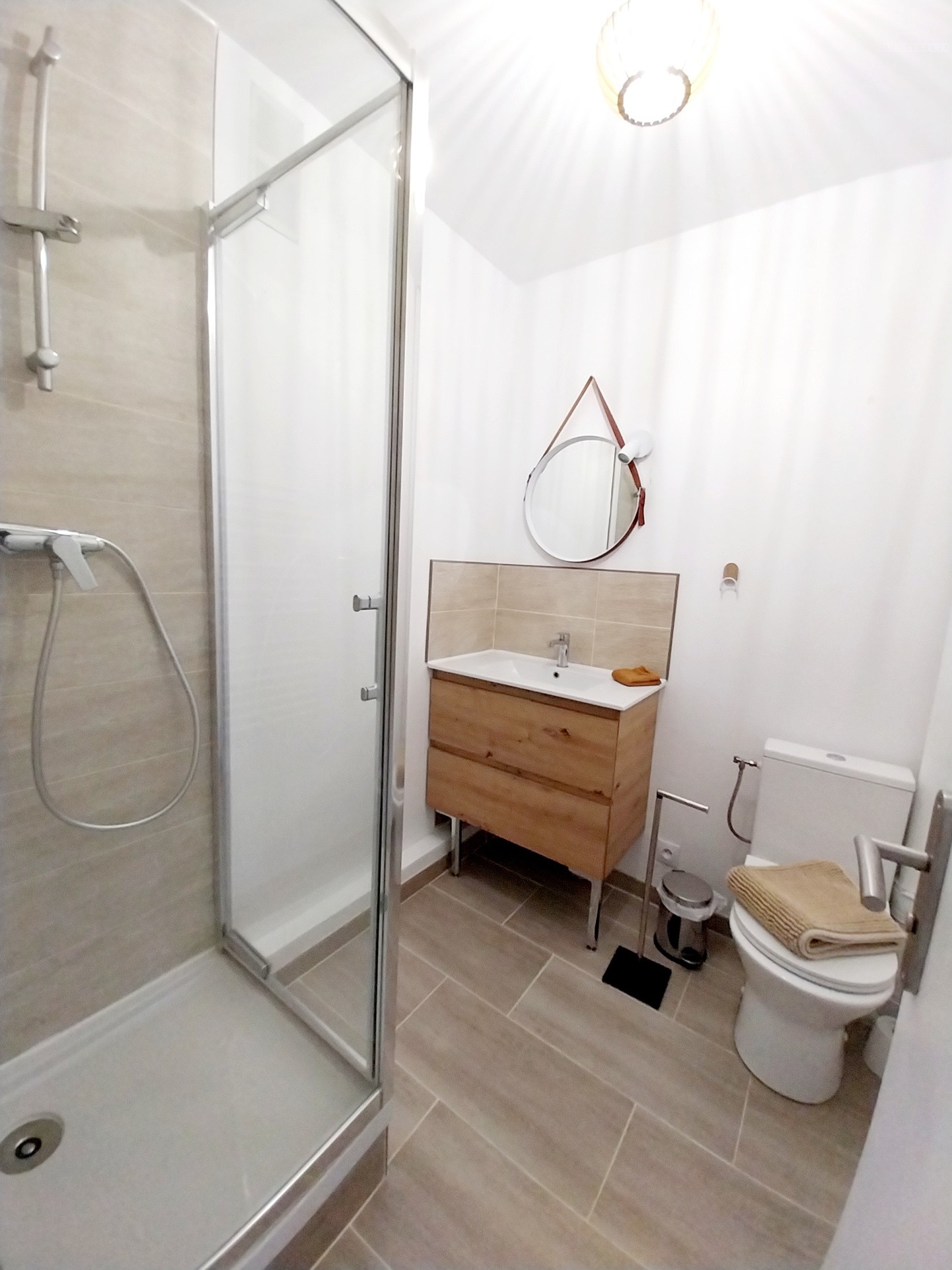 Appartement rénové avec cave — photo 5