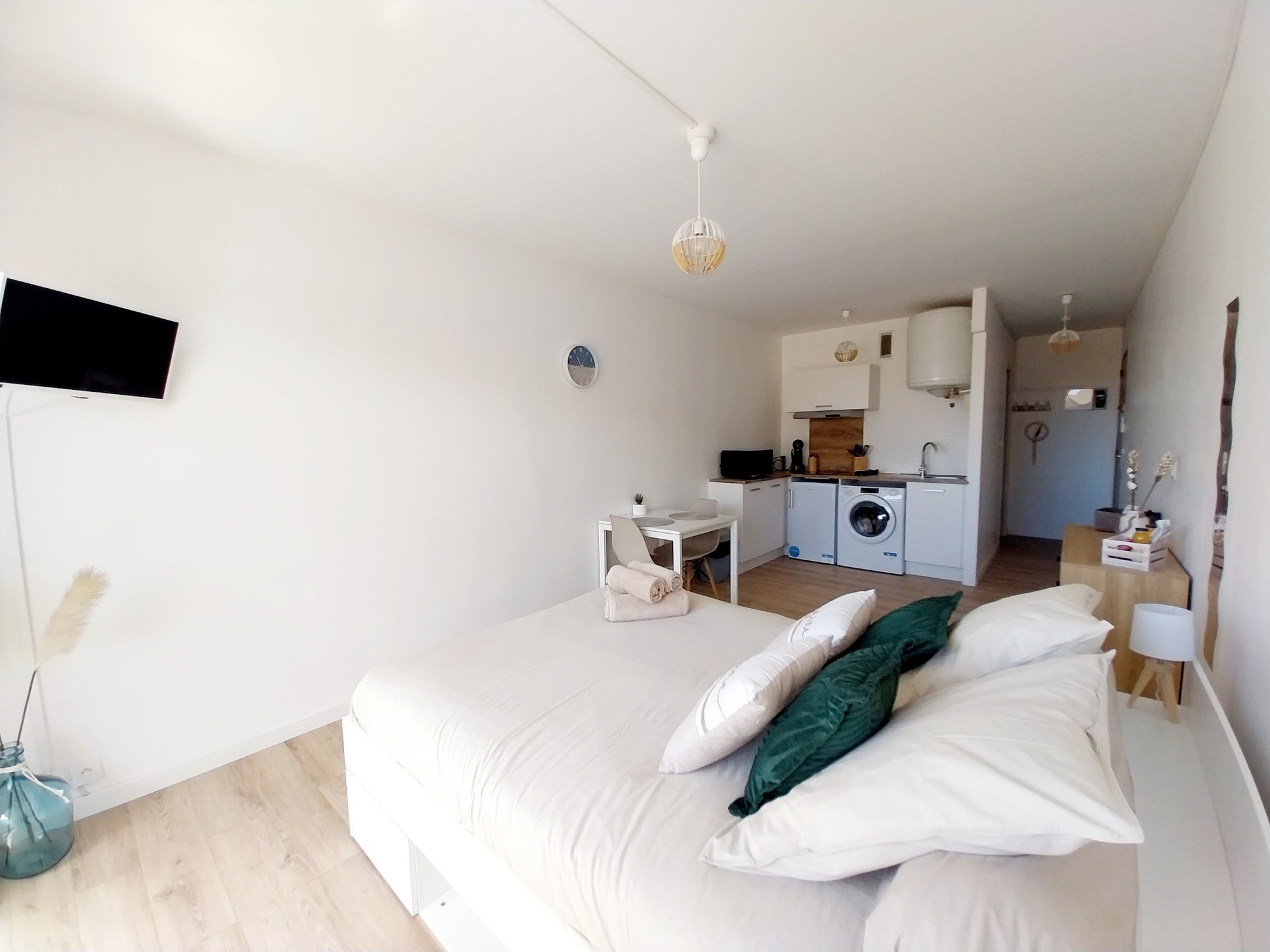 Appartement rénové avec cave — photo 3