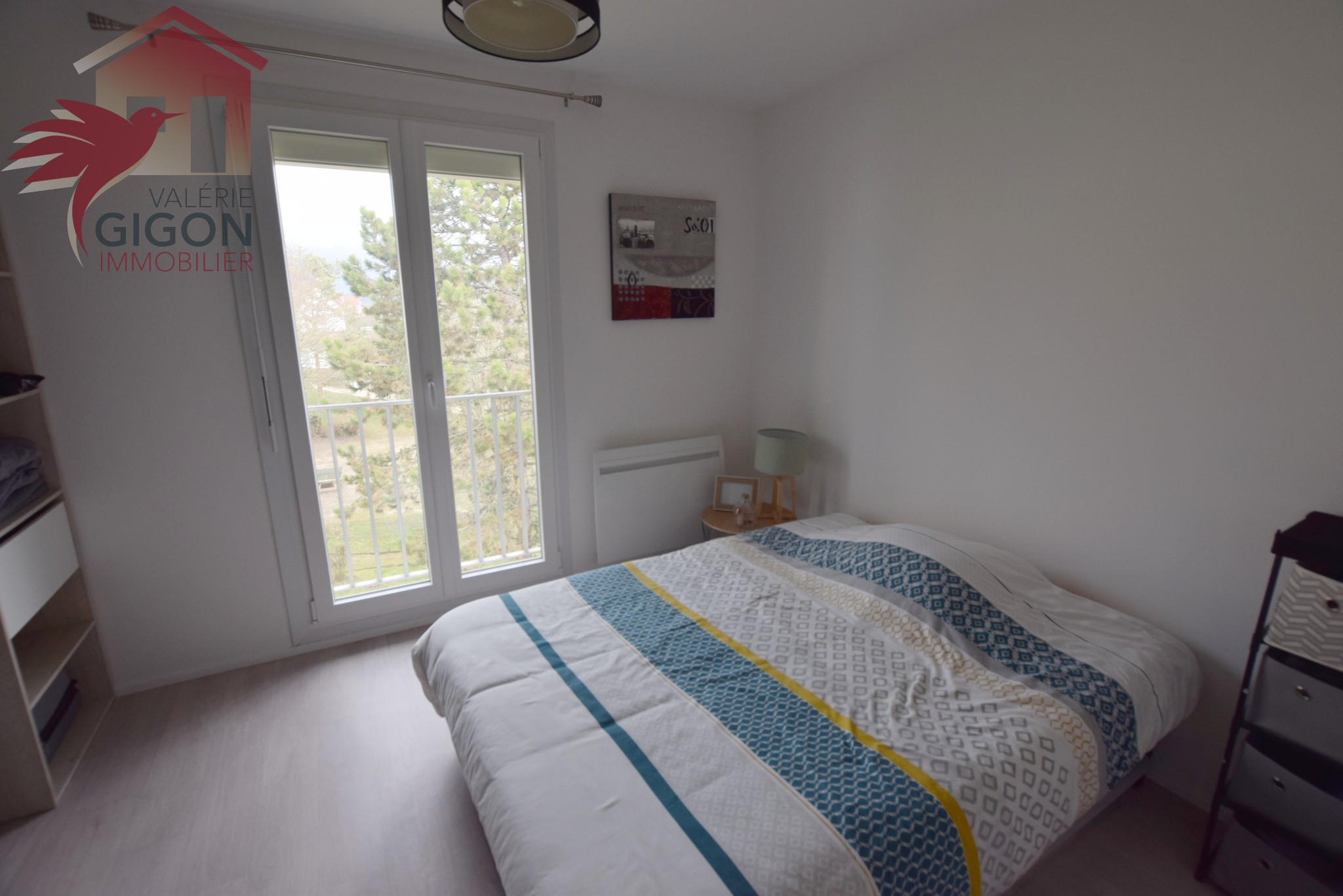 BEL APPARTEMENT TOTALEMENT RENOVE, TRES BIEN ENTRETENU, LUMINEUX ET FONCTIONNEL dans petite copropriété avec b — photo 5