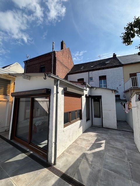 MAISON DE VILLE 4 CHAMBRES AVEC JARDIN ET GARAGE — photo 3