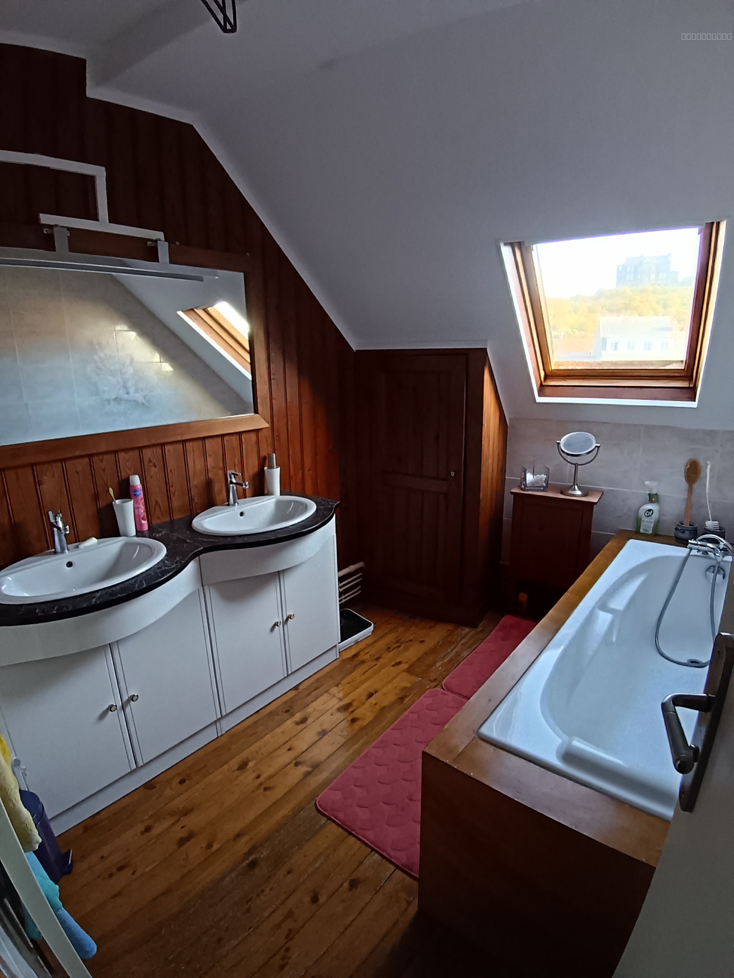 Maison en centre ville — photo 9