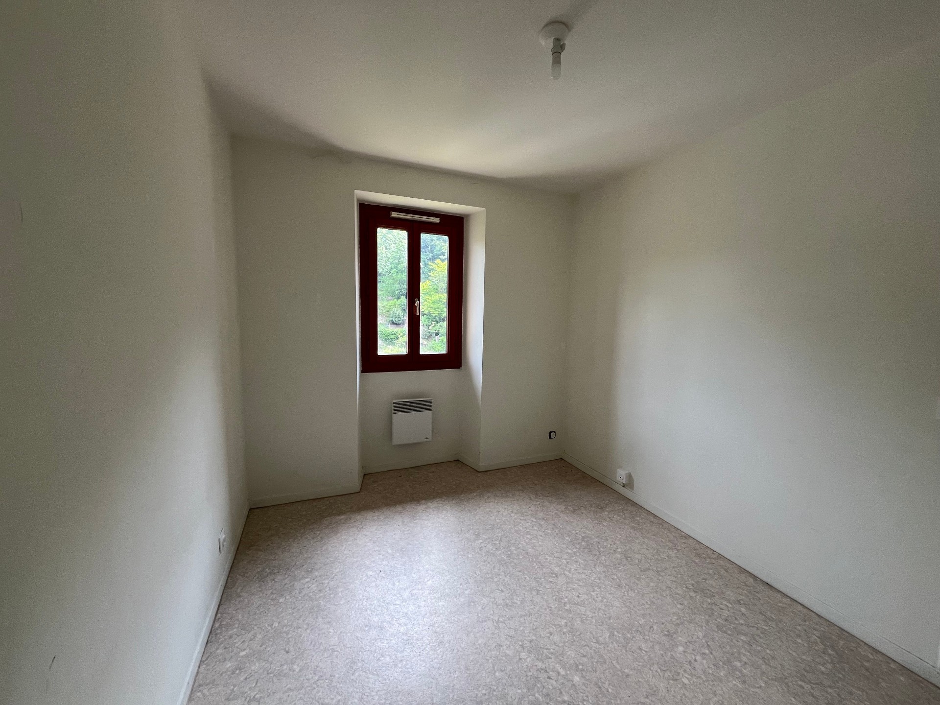 appartement Le cheylard — photo 4