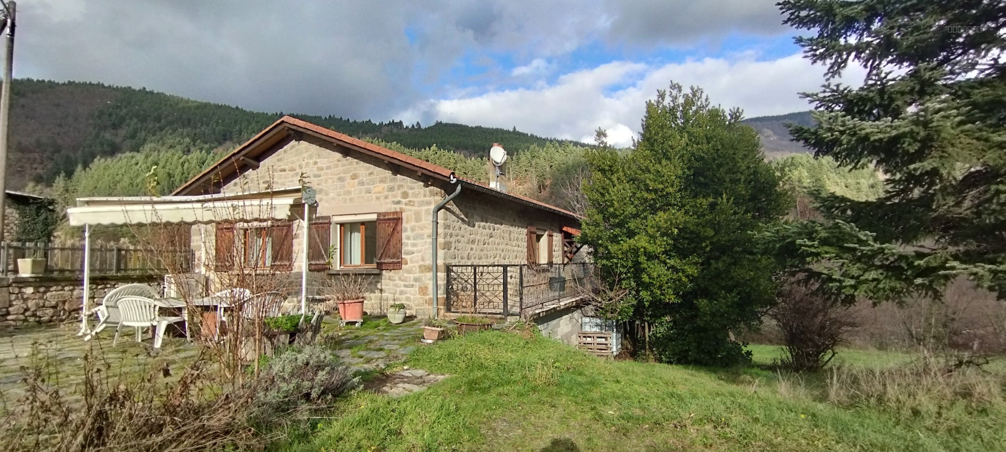 Maison pierres avec sous-sol complet sur 1 ha — photo 3