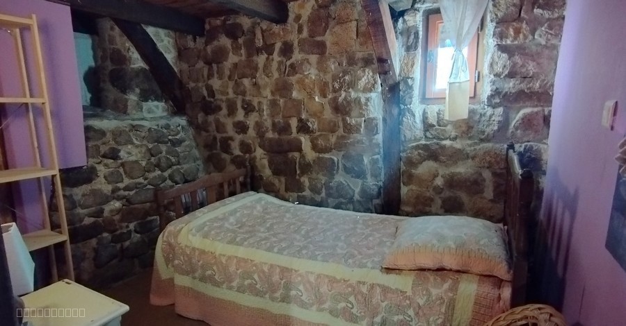 Grande maison avec gîte, piscine chauffée et vue panoramique. — photo 14