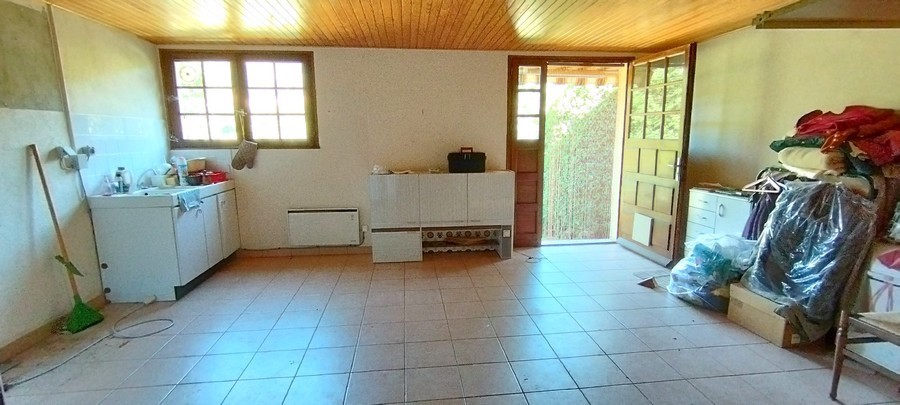 Villa sur terrain de 1300 m2 + autre terrain en partie constructible de 1300 m2 — photo 16