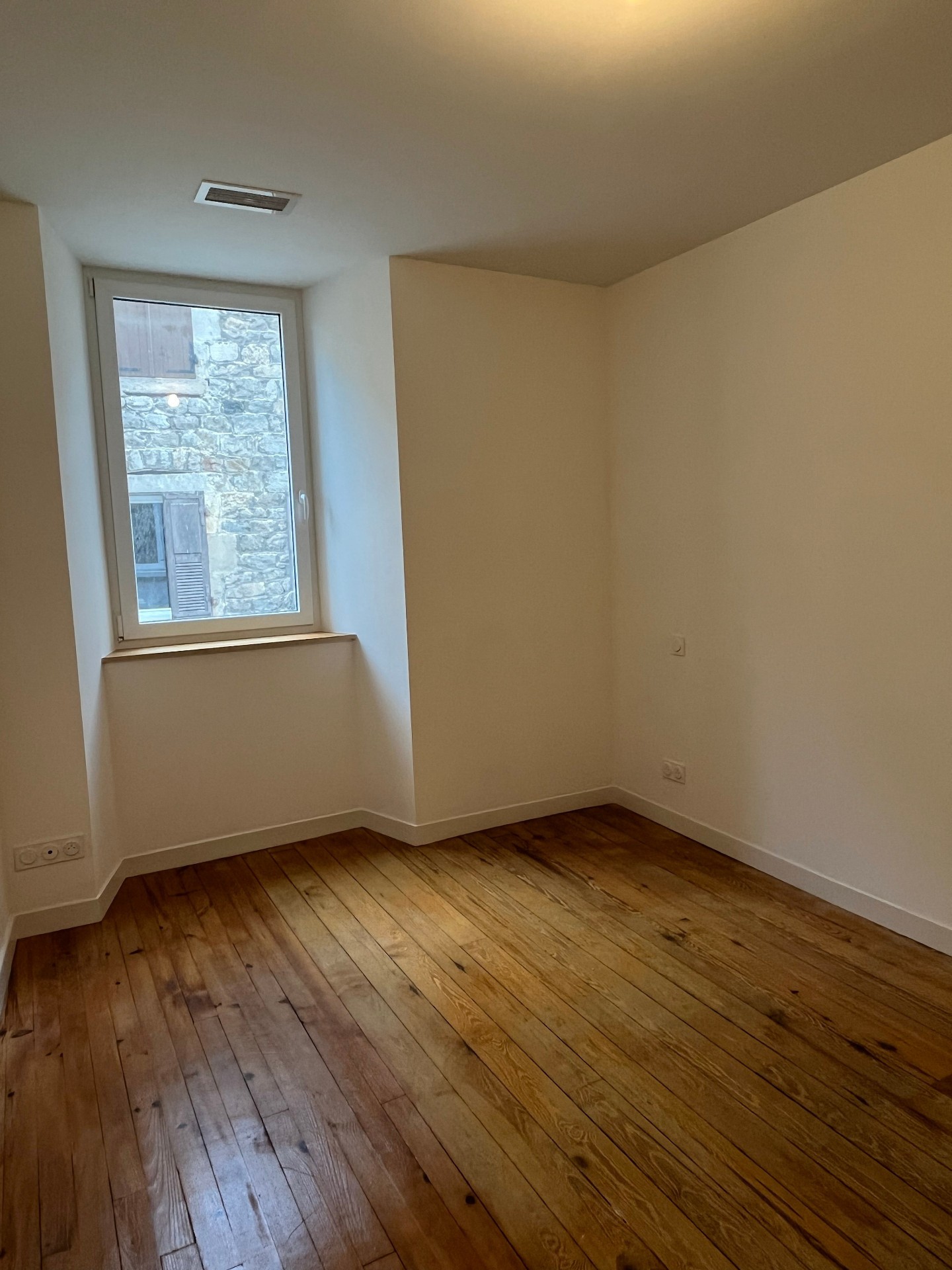 appartement Le cheylard — photo 15