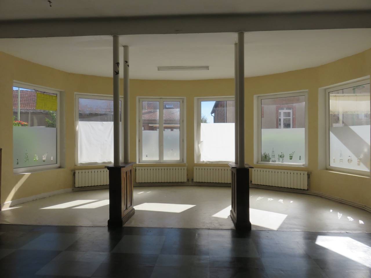 local_commercial St agreve — photo 2