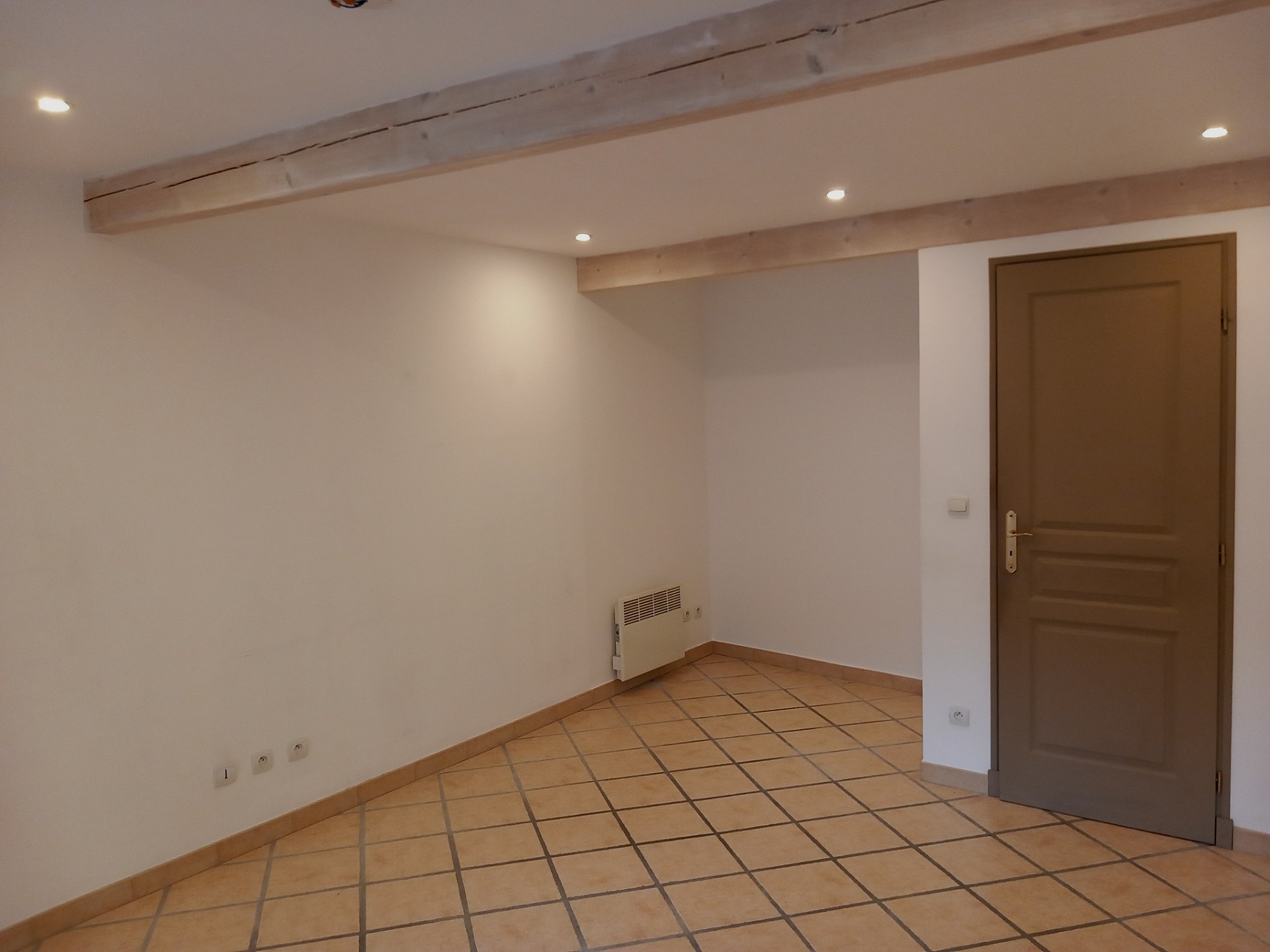 local_commercial Le cheylard — photo 4