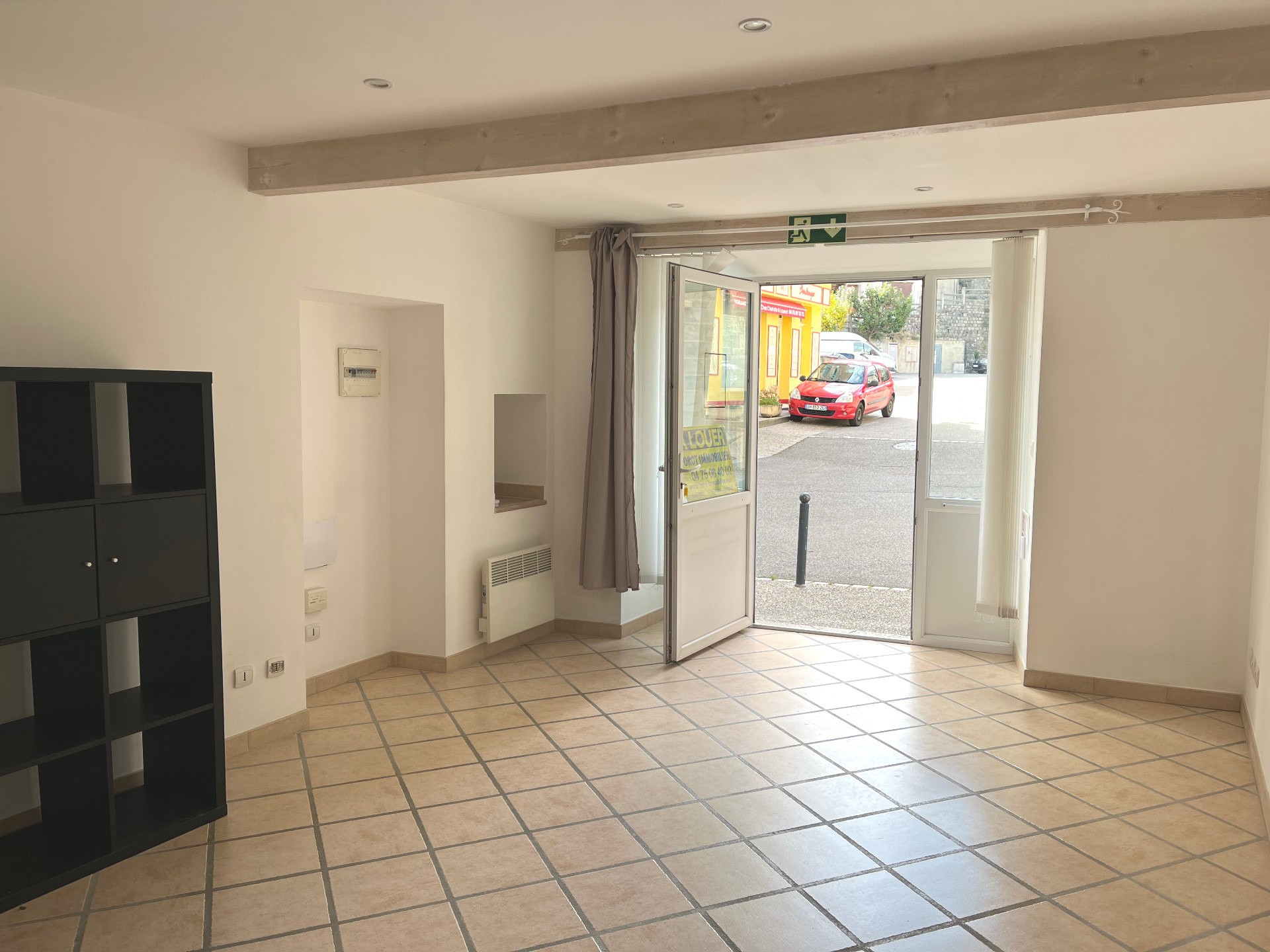 local_commercial Le cheylard — photo 2