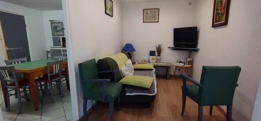 Dans petit village trés tranquille, appartement dans maison pierres. — photo 5