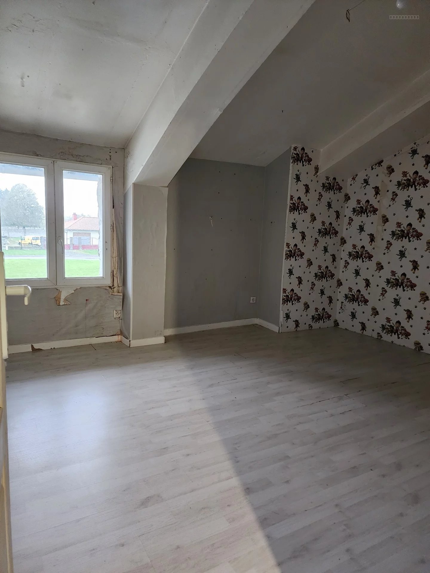 À 35' de la frontière Luxembourgeoise, sur la commune de PILLON. Maison individuelle,à rénover, de +/- 106m2 s — photo 15