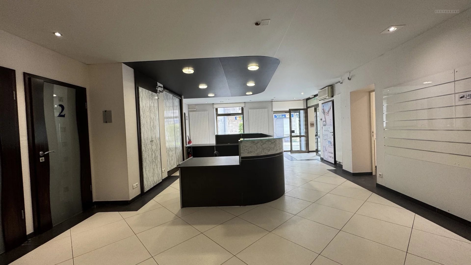 longwy-haut, grand local commercial, centre ville, proche stationnement, commodités — photo 13