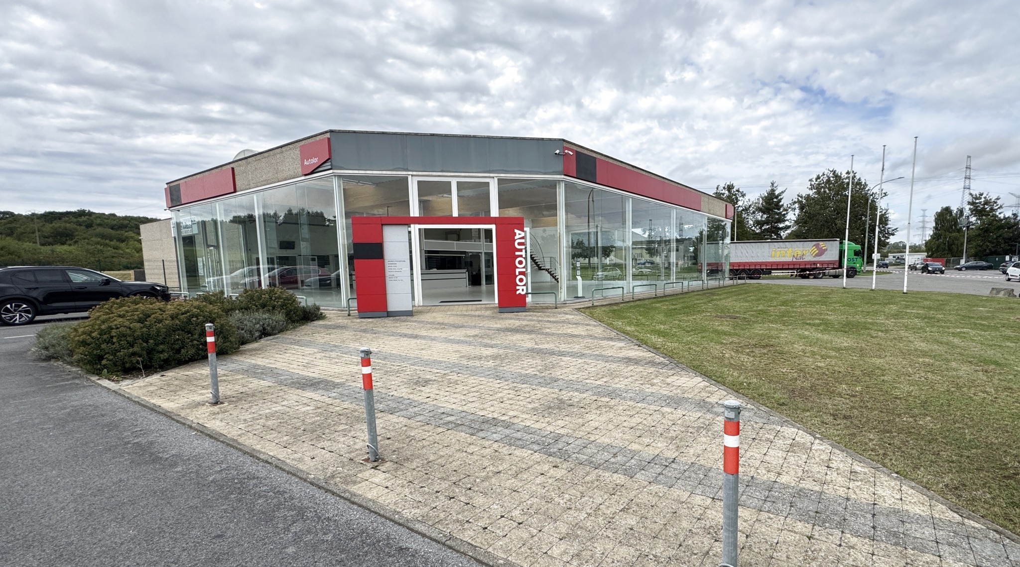 Locaux Garage automobile aux normes d'activité, 3 Frontières GD Luxembourg, France, Belgique — photo 7