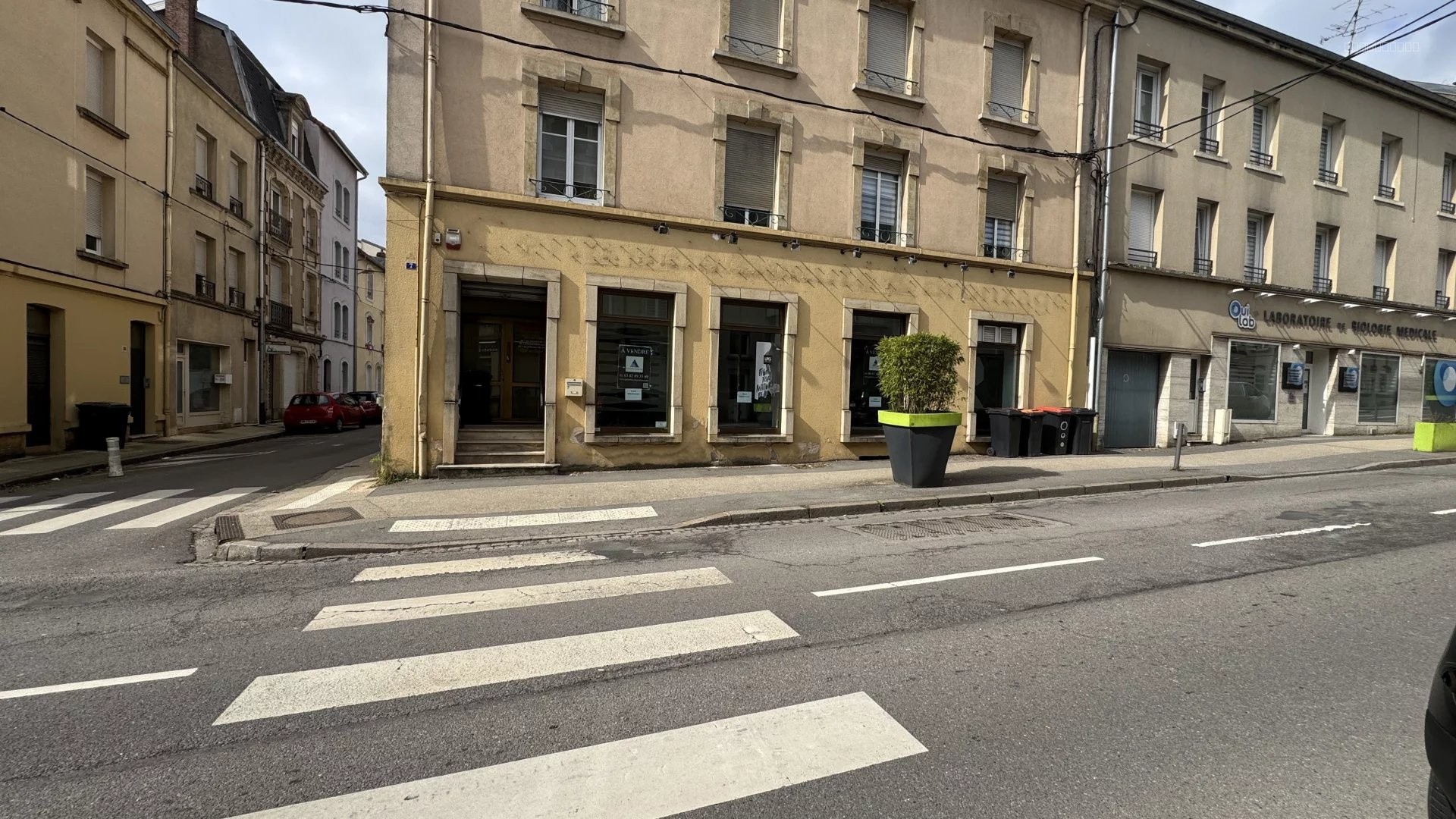 longwy-haut, grand local commercial, centre ville, proche stationnement, commodités — photo 5