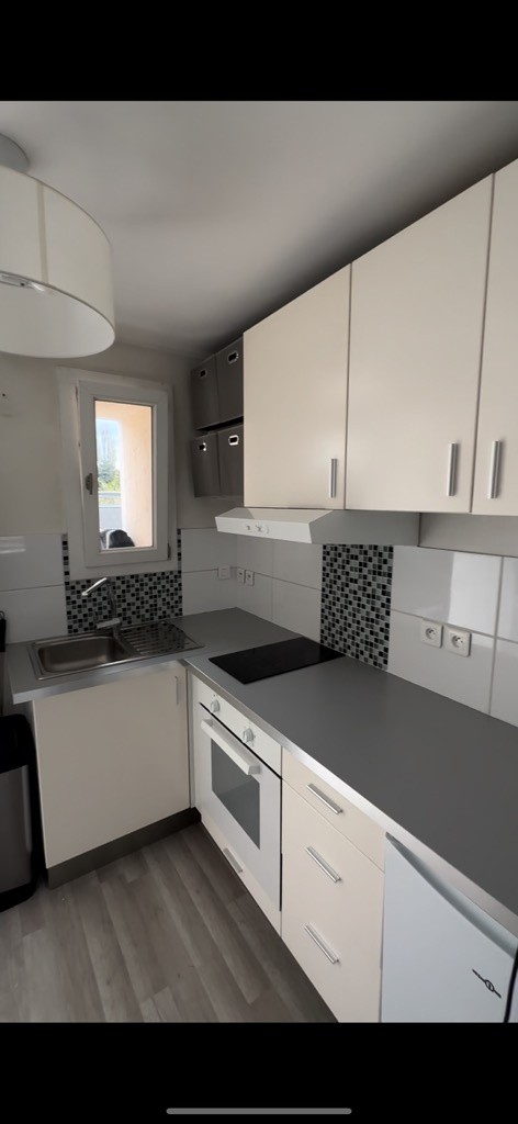 Livry-Gargan, immeuble avec local commercial de 204 m2 et 7 appartements — photo 8