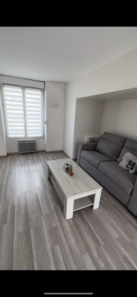 Livry-Gargan, immeuble avec local commercial de 204 m2 et 7 appartements — photo 9