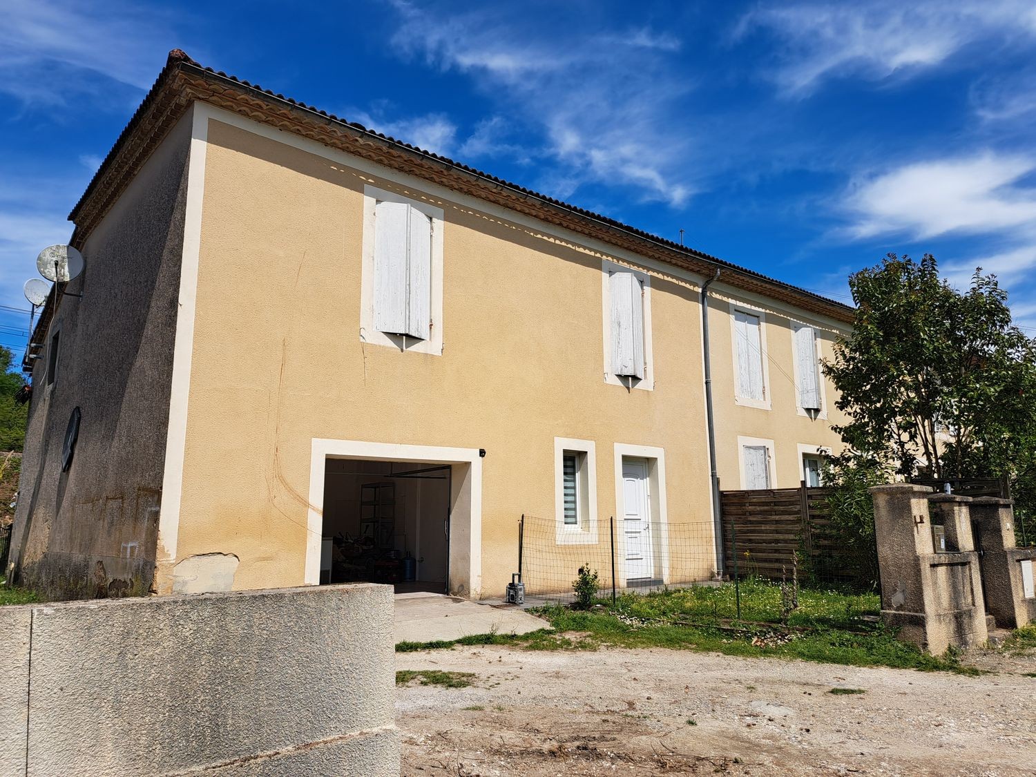 Ensemble immobilier idéalement situé sur l'axe Langon / La Réole — photo 2