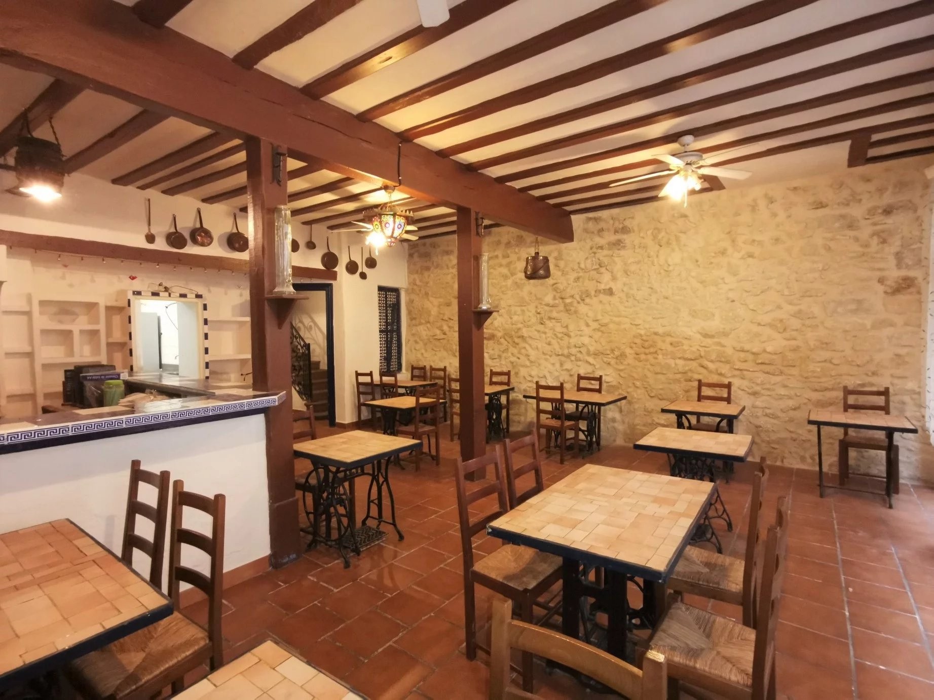 CENTRE DE SAINT MACAIRE - LOCAL PROFESSIONNEL AVEC HABITATION — photo 4