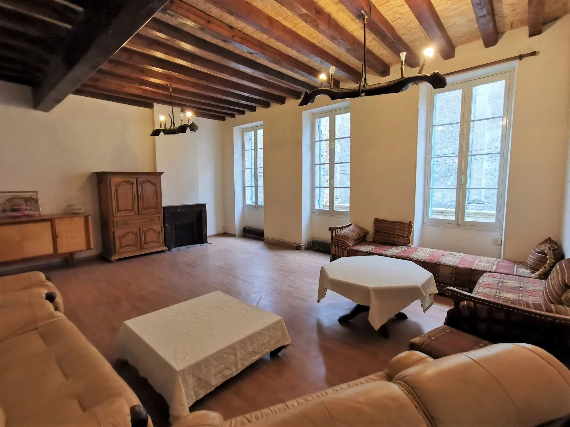CENTRE DE SAINT MACAIRE - LOCAL PROFESSIONNEL AVEC HABITATION — photo 6