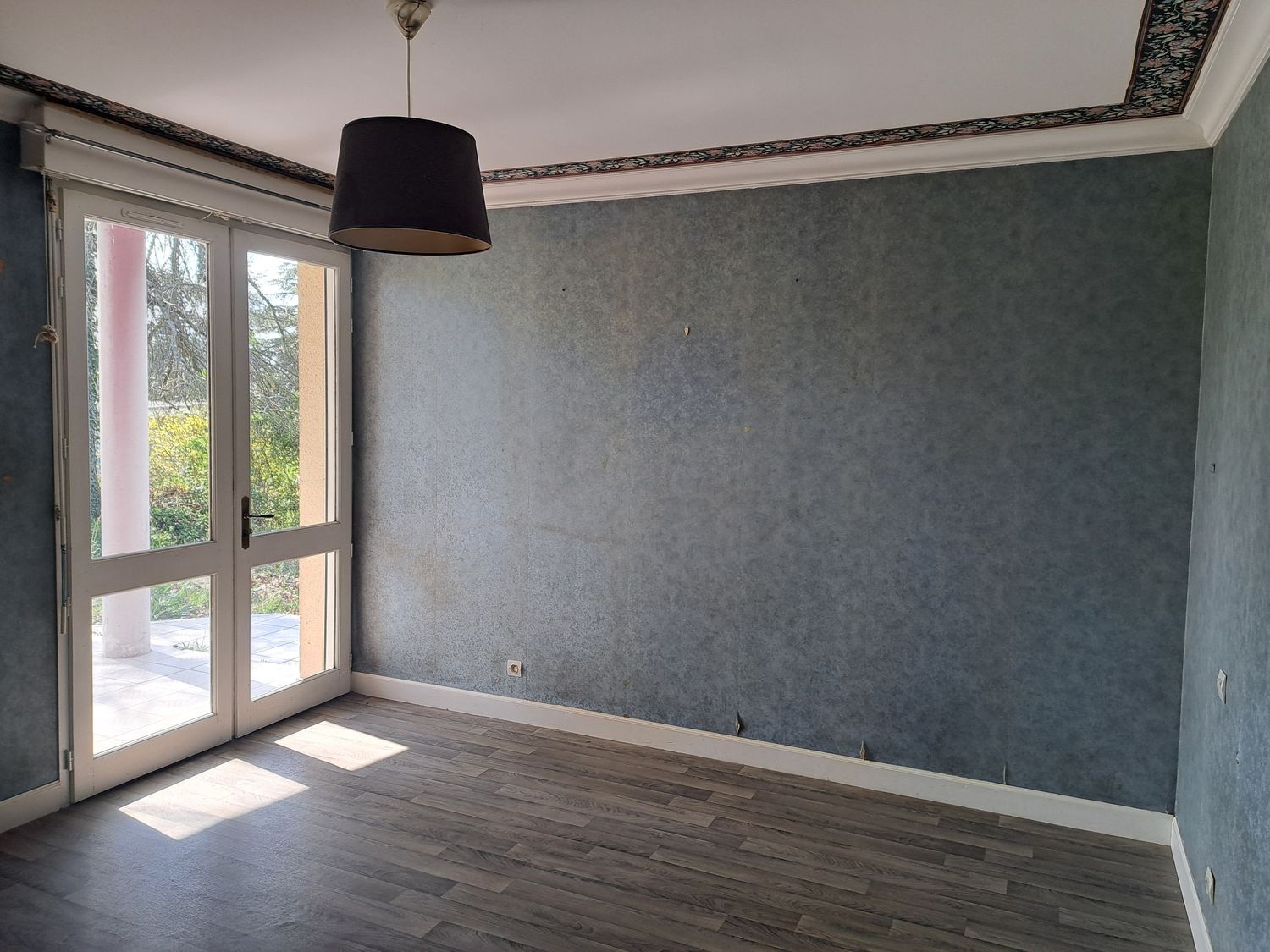Ensemble immobilier sur 3000 m2 de terrain avec garages ! — photo 5