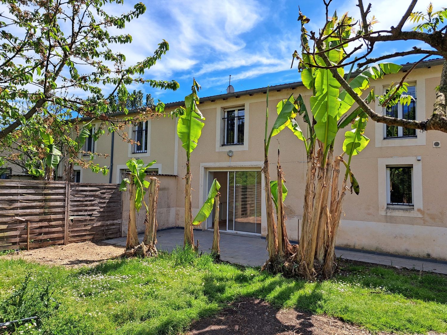 Ensemble immobilier idéalement situé sur l'axe Langon / La Réole — photo 3